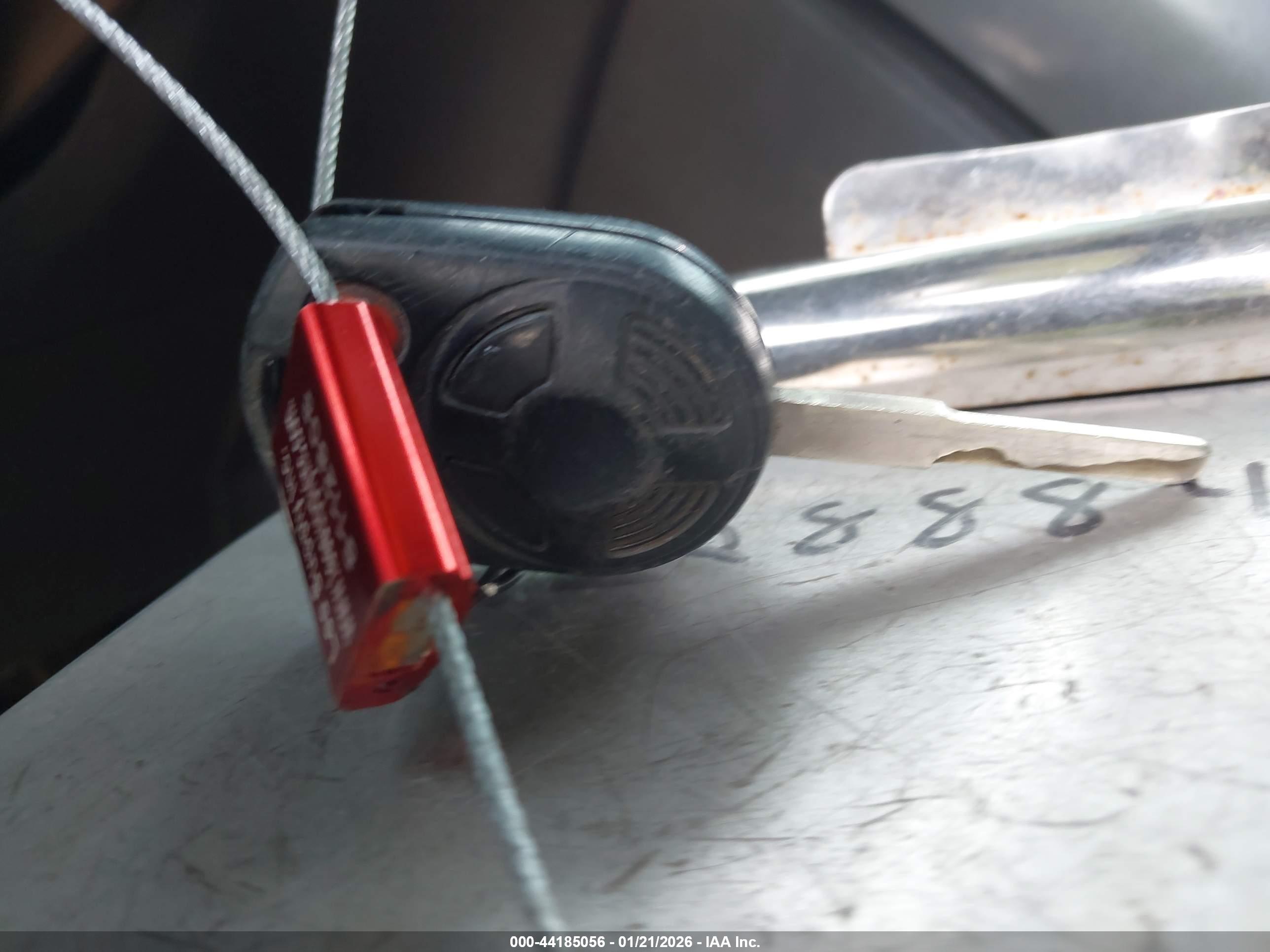 FORD ESCAPE image 11