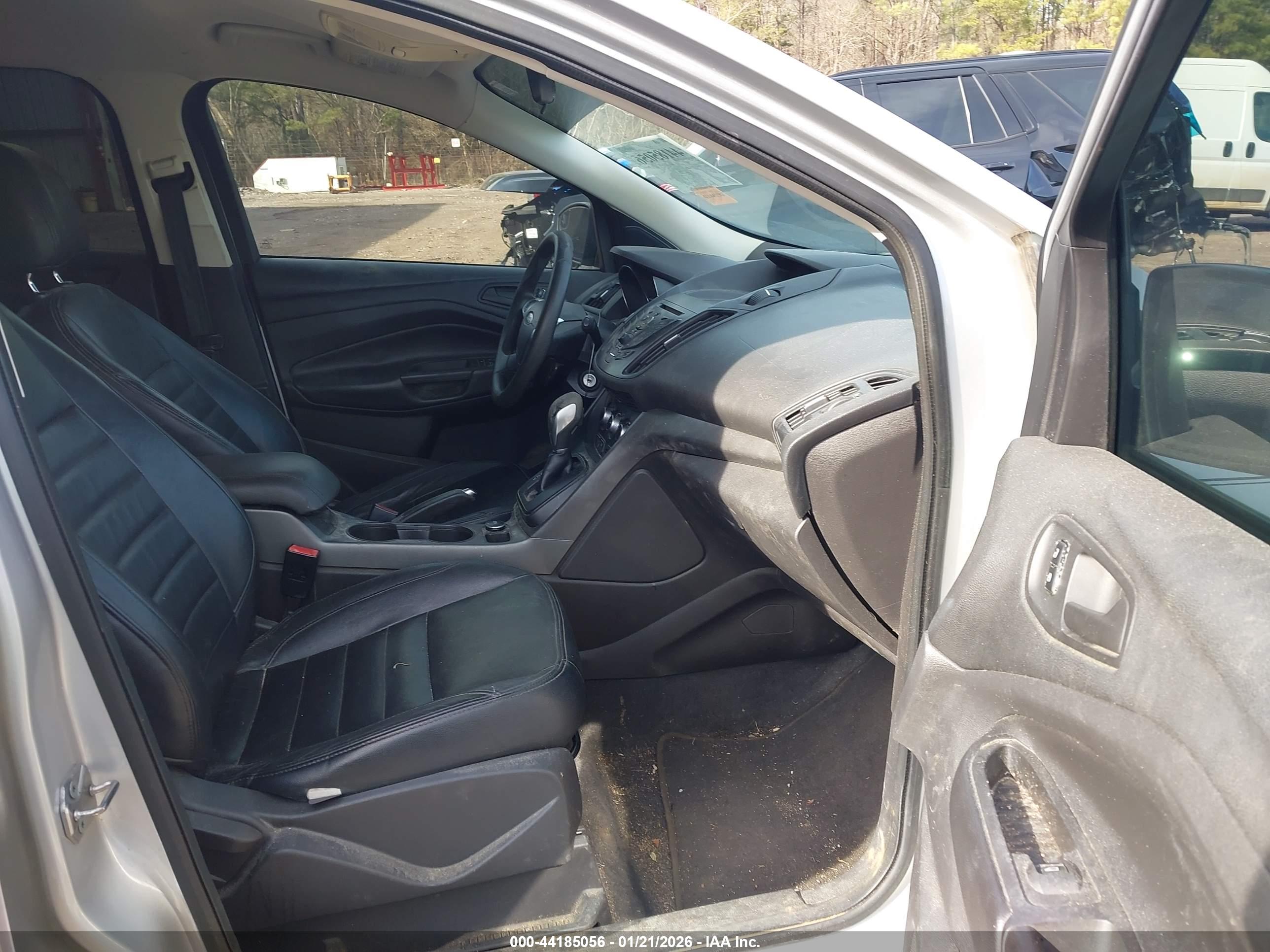 FORD ESCAPE image 5