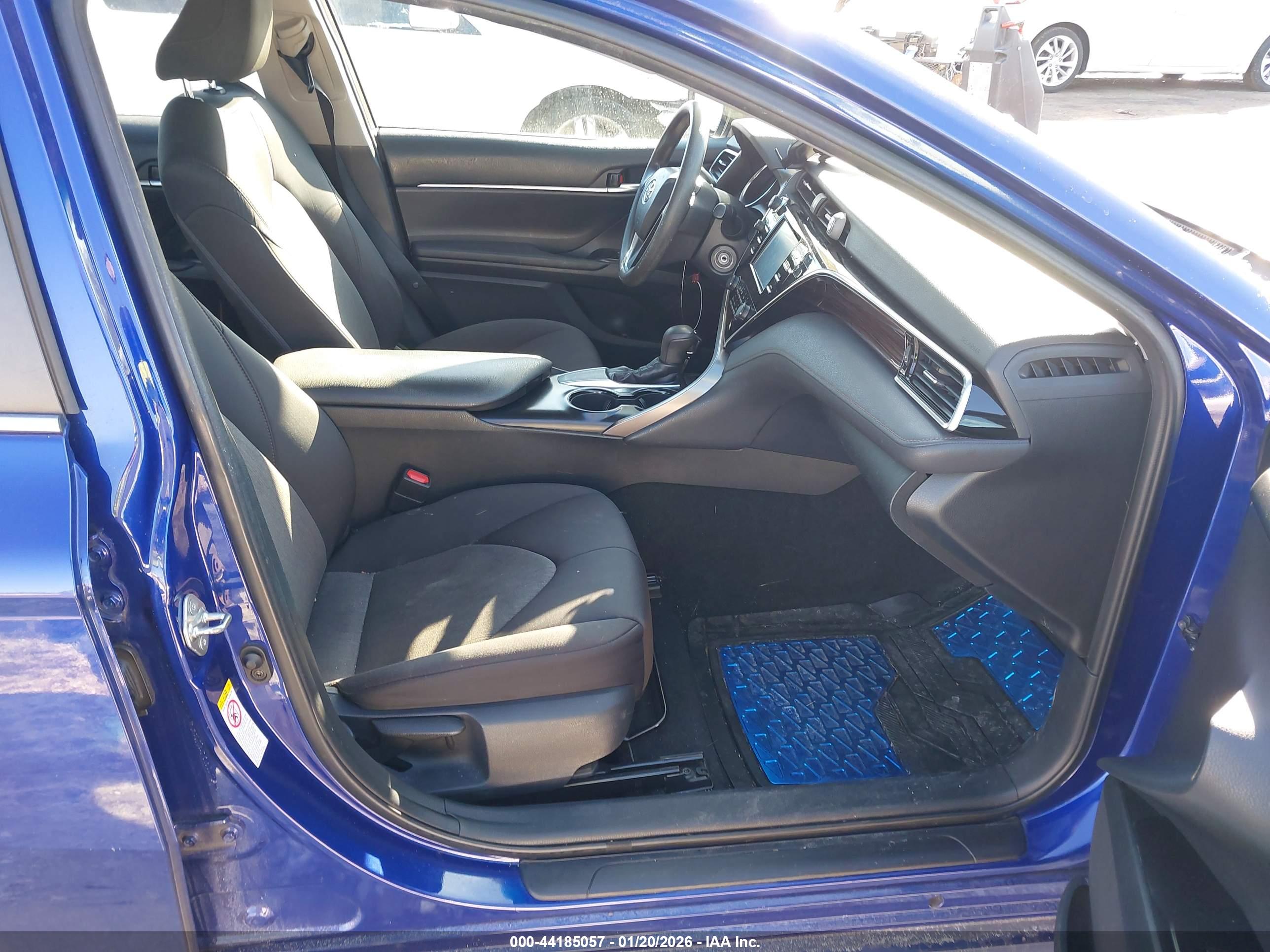 TOYOTA CAMRY image 5