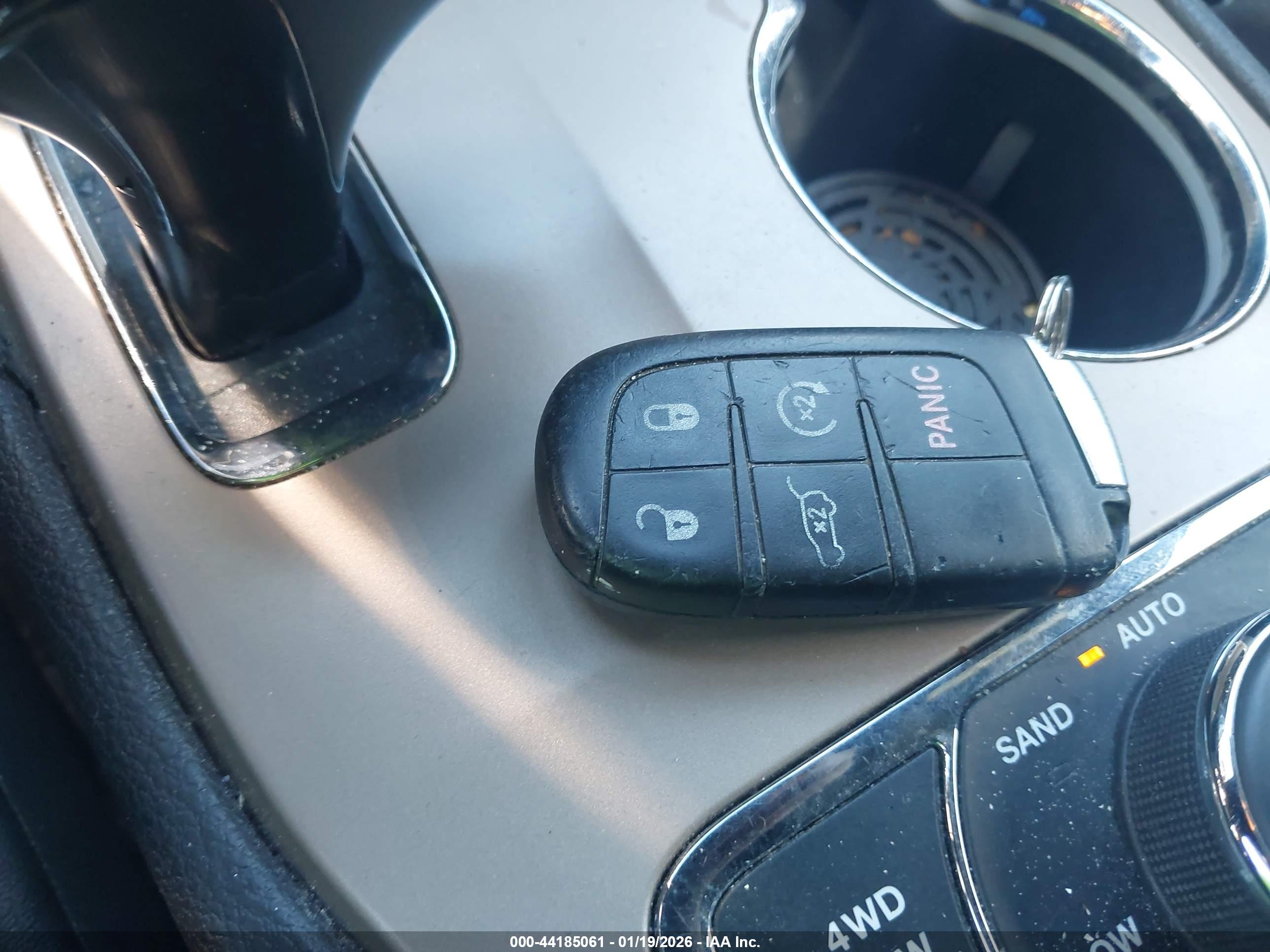 JEEP GRAND image 11