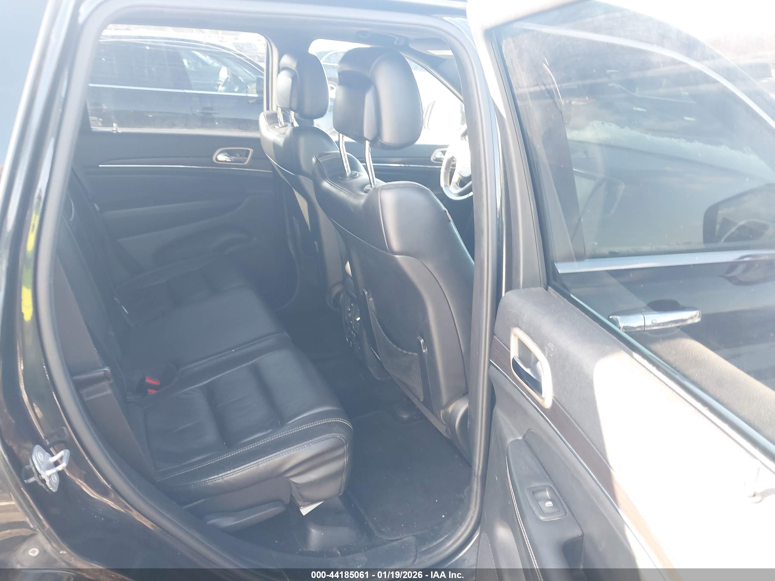 JEEP GRAND image 8