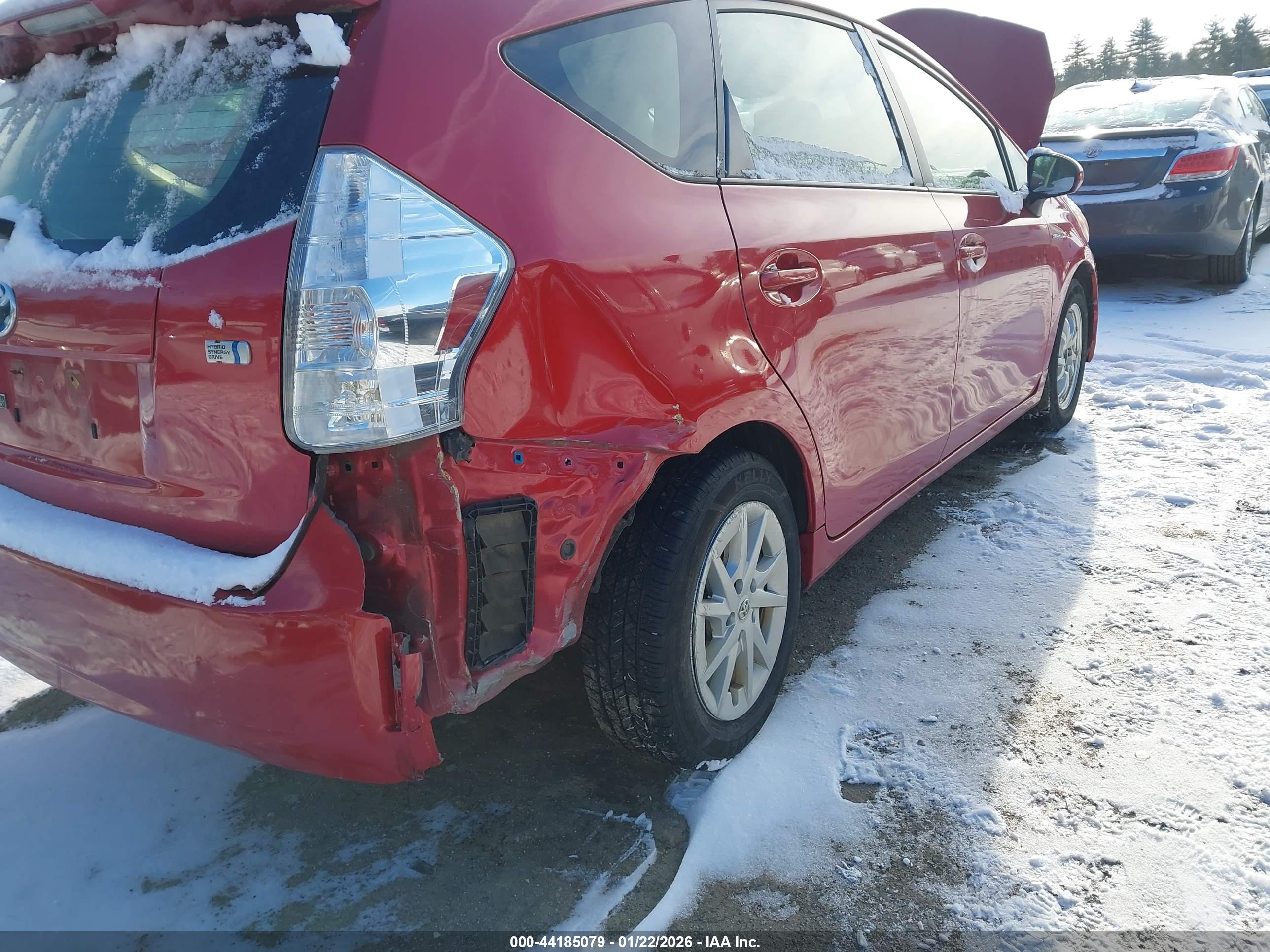 TOYOTA PRIUS image 6