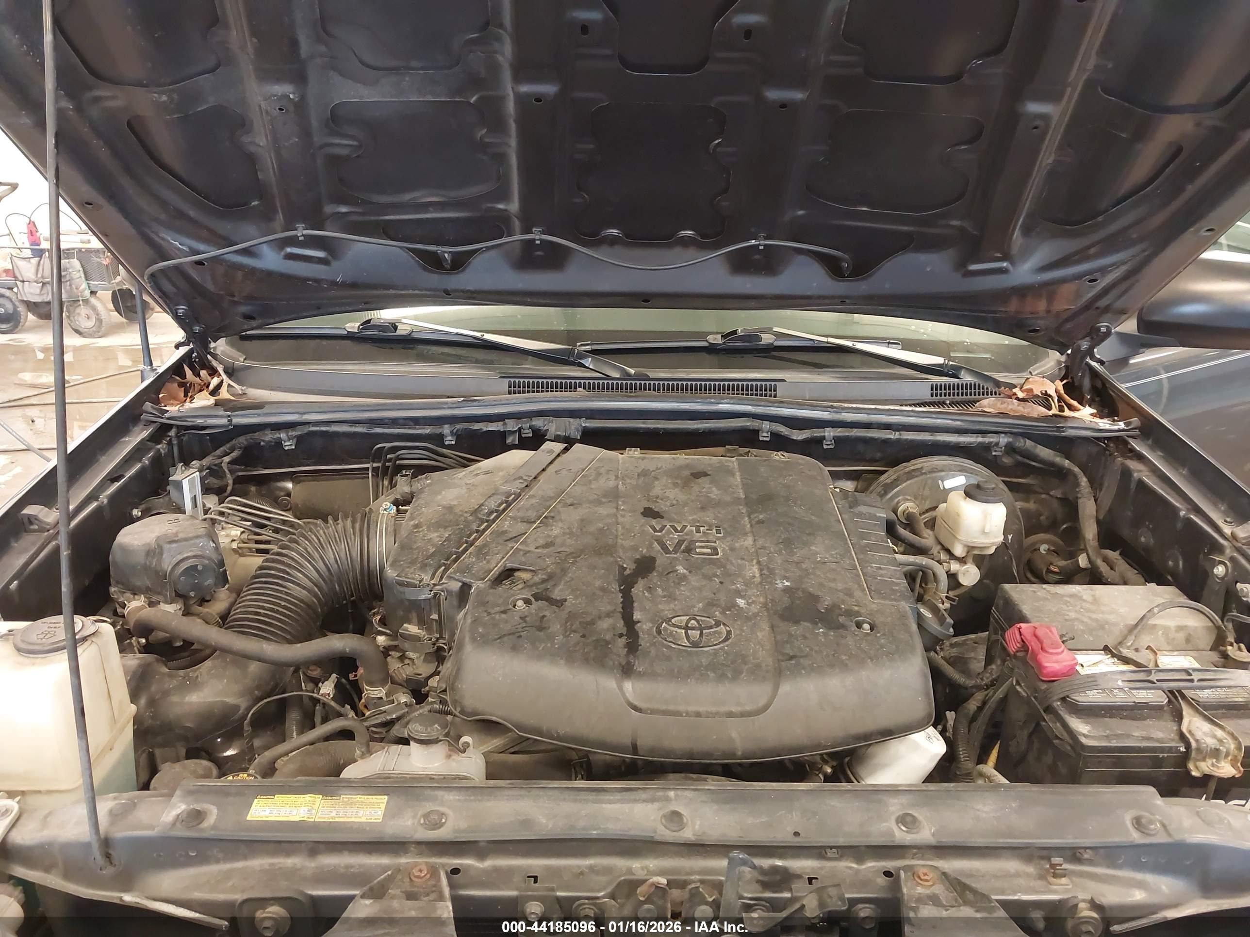 TOYOTA TACOMA image 10