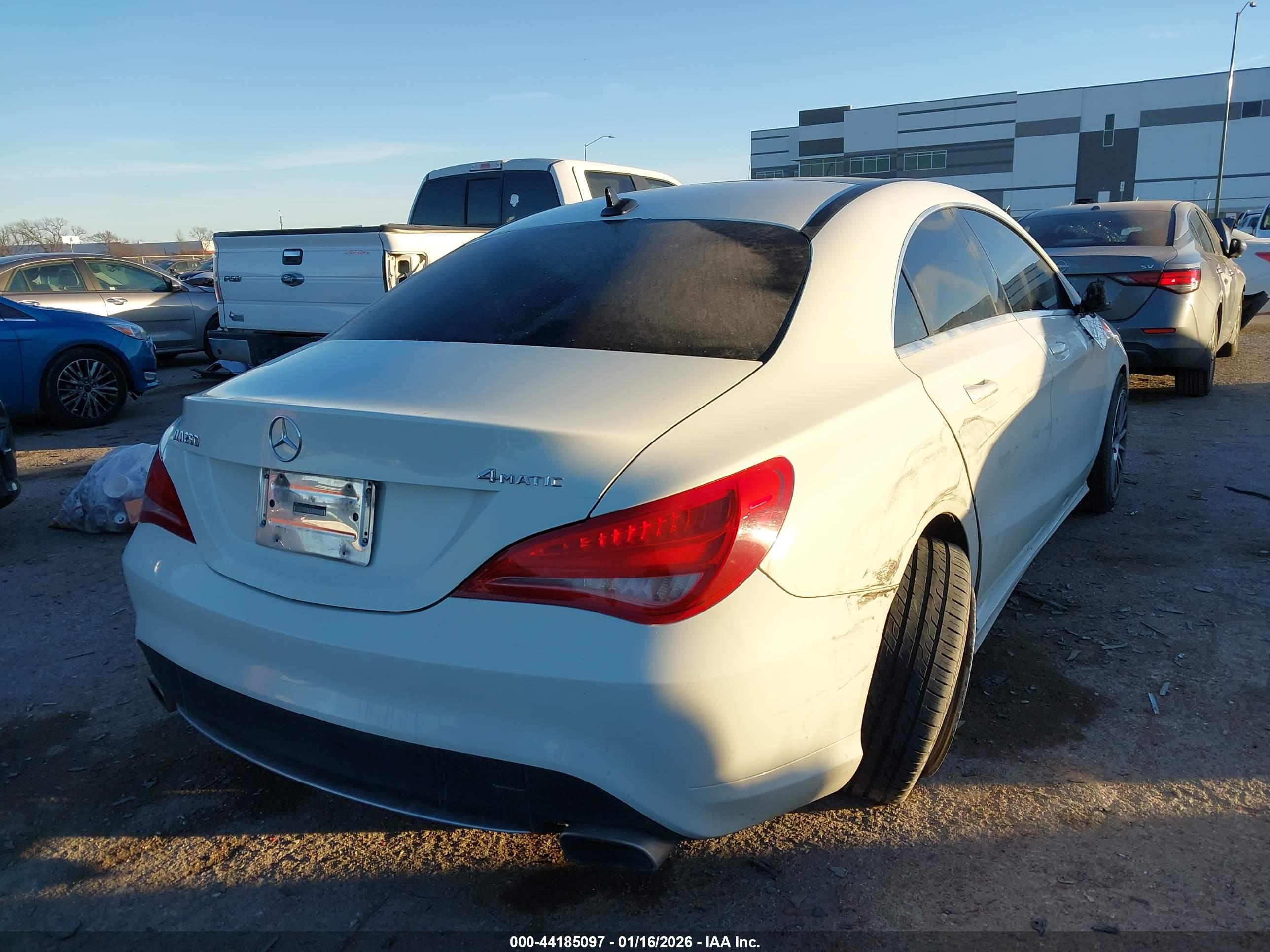 MERCEDES-BENZ CLA image 4