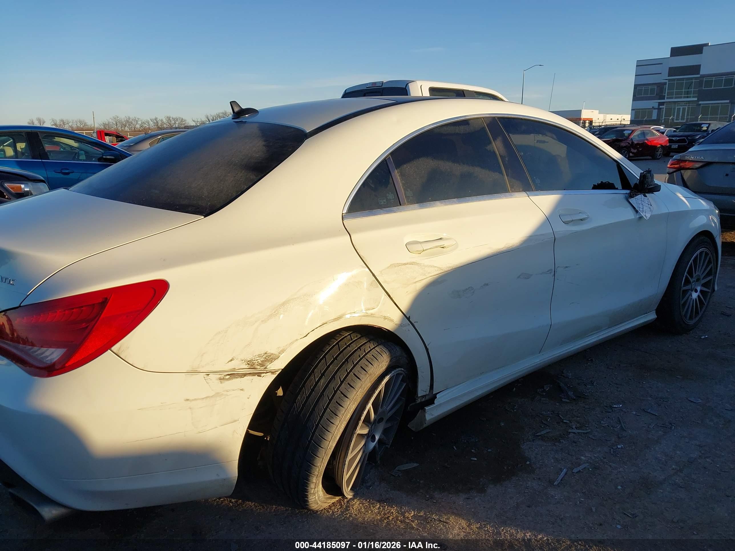 MERCEDES-BENZ CLA image 6