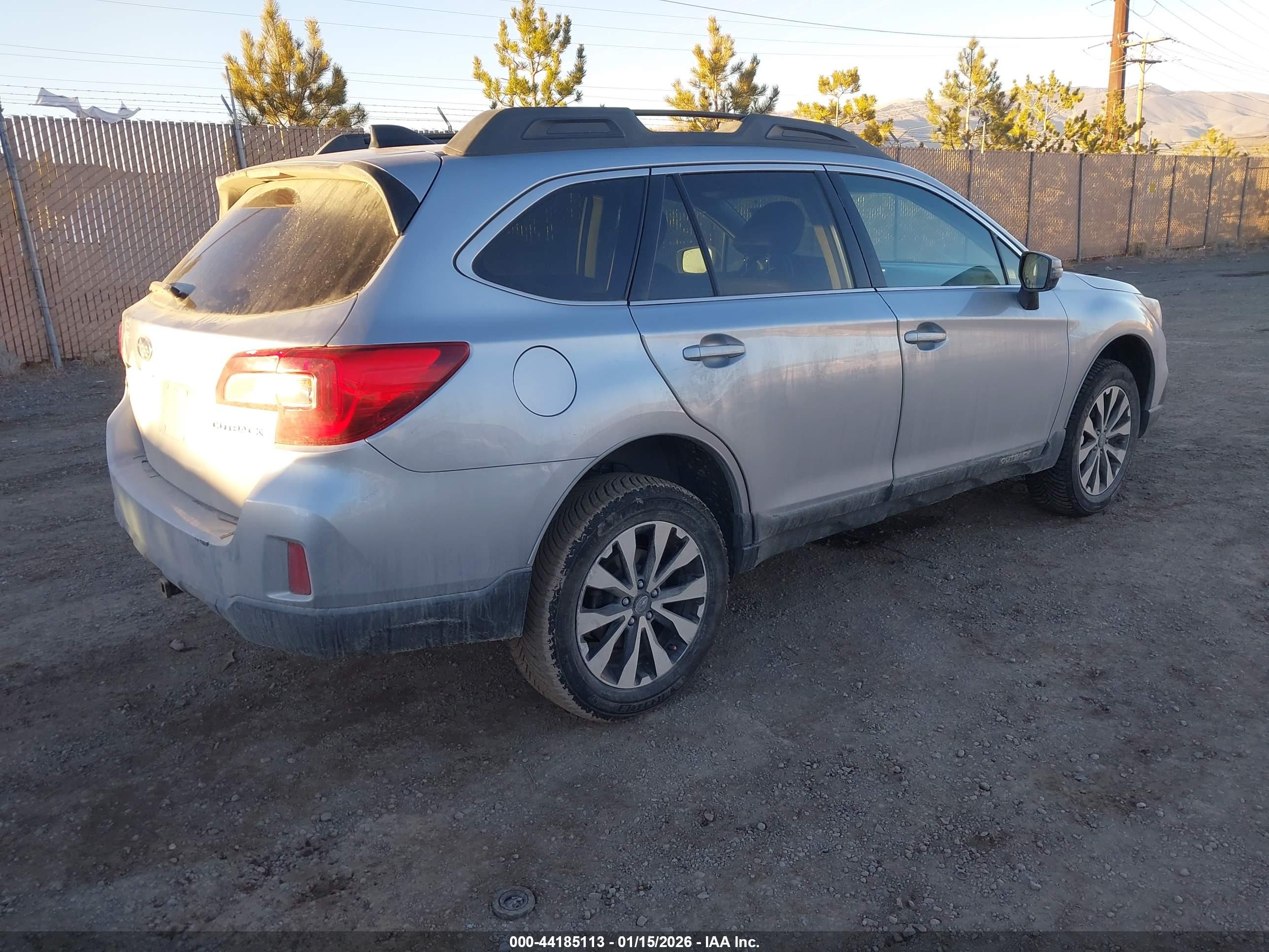 SUBARU OUTBACK image 4