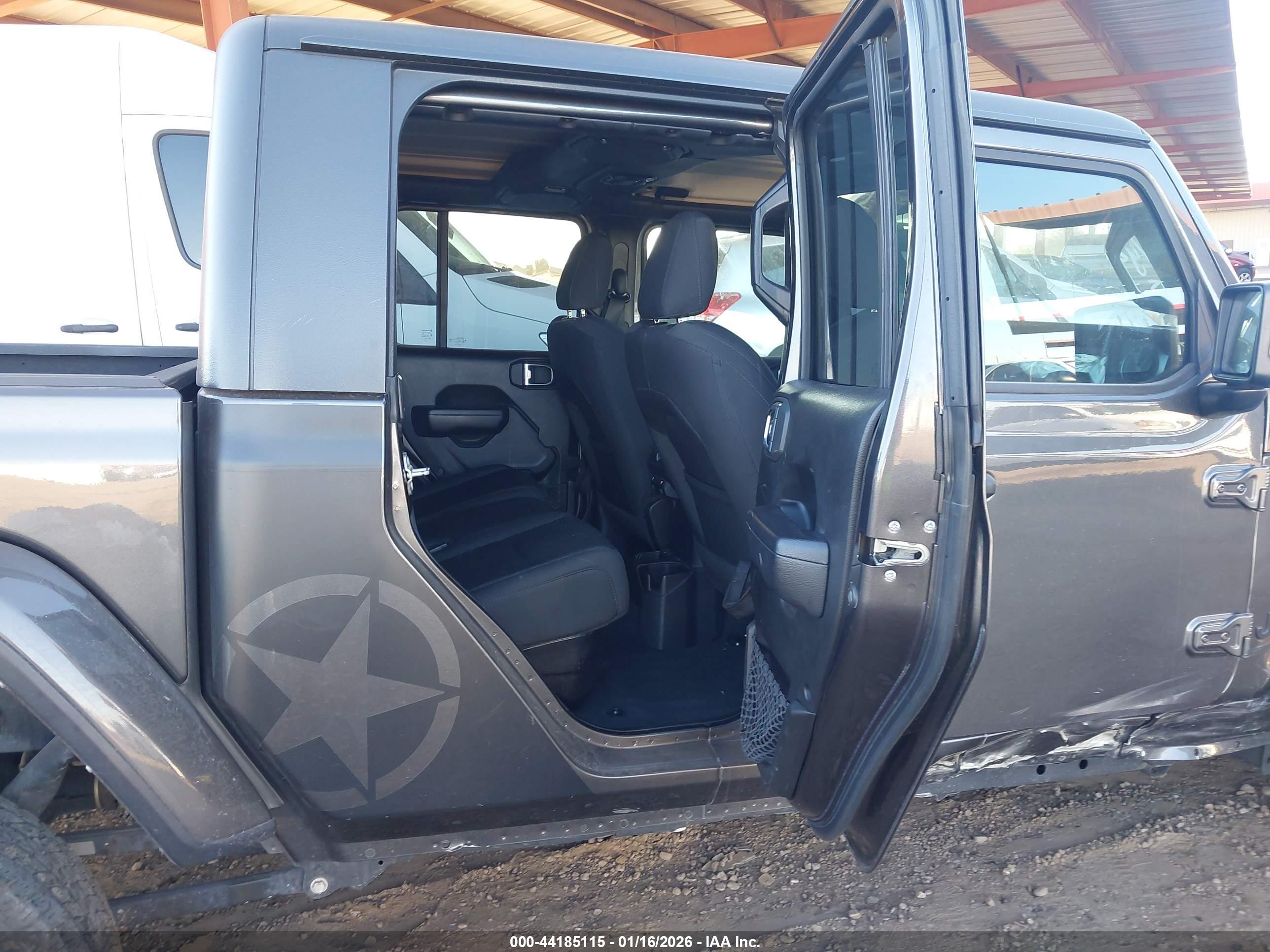 JEEP GLADIATOR image 8