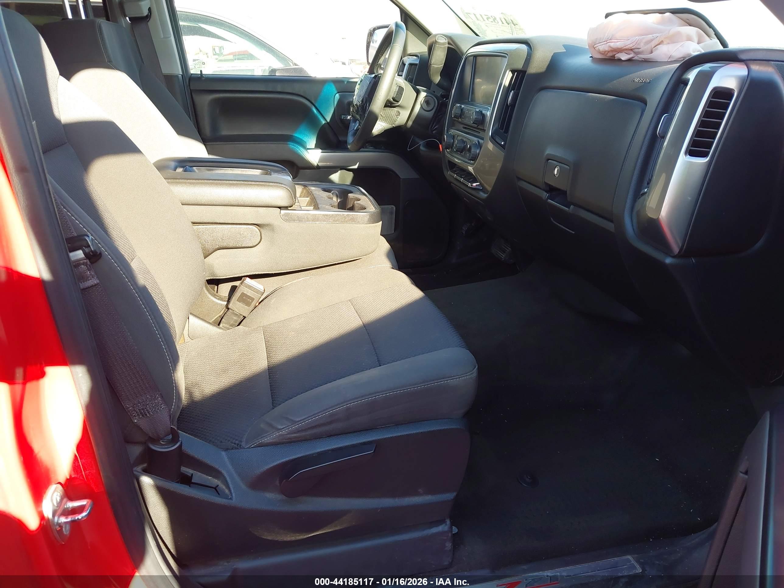 CHEVROLET SILVERADO image 5