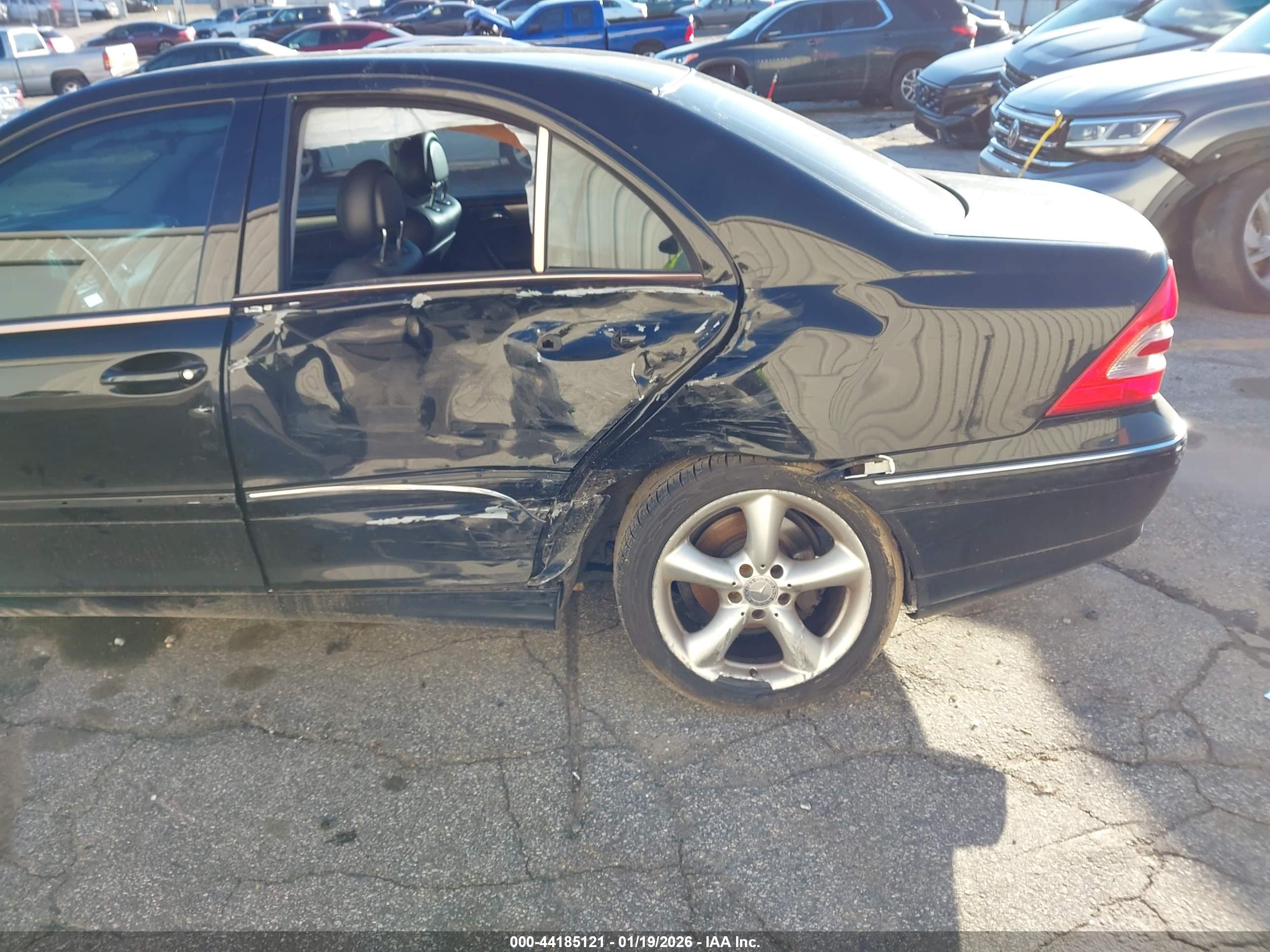 MERCEDES-BENZ C image 6
