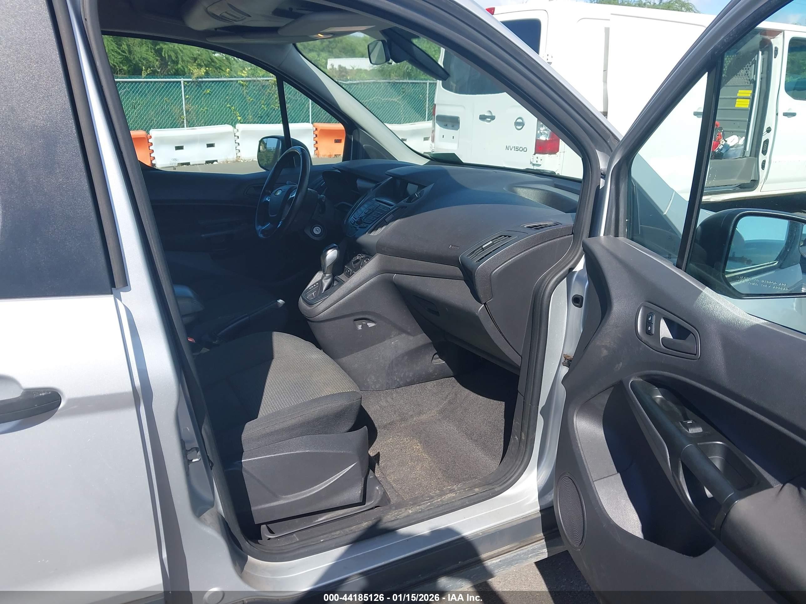FORD TRANSIT image 5