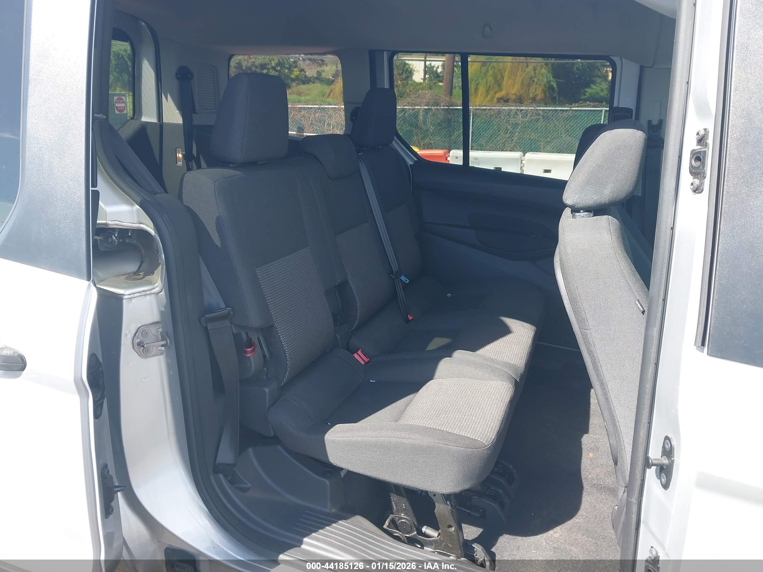 FORD TRANSIT image 8