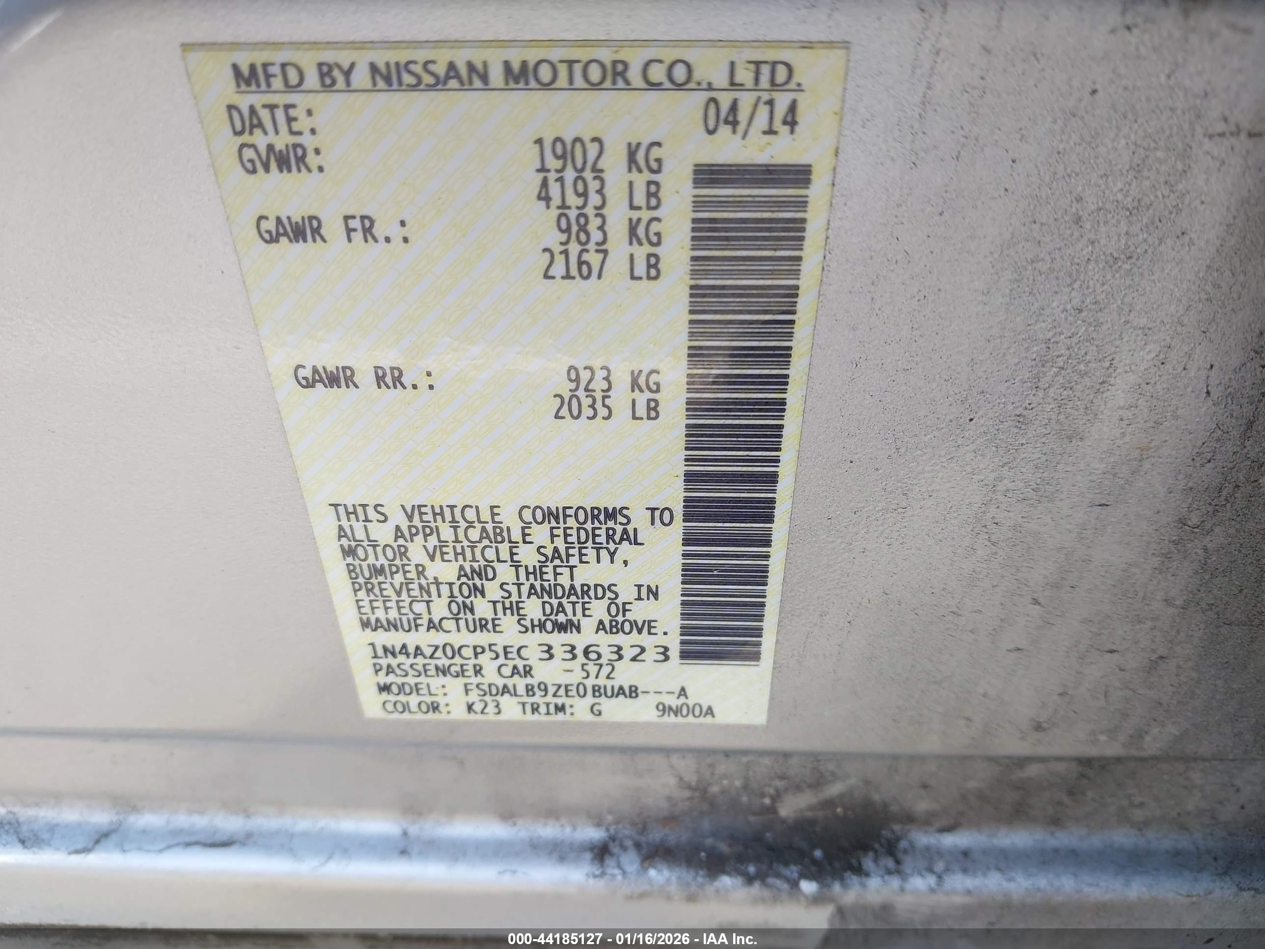 NISSAN LEAF image 9