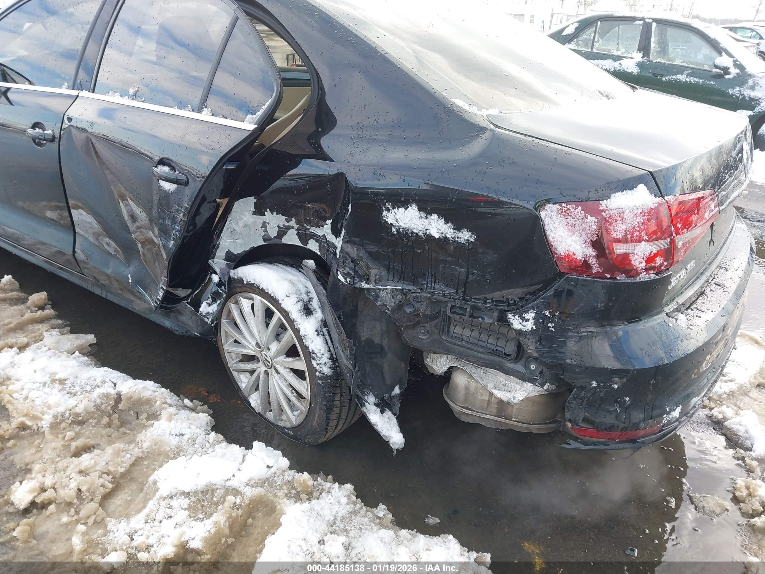 VOLKSWAGEN JETTA image 6
