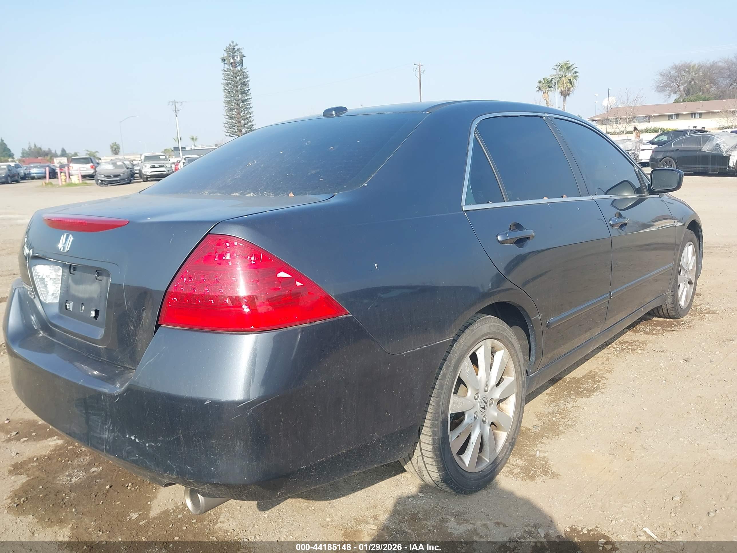 HONDA ACCORD image 4