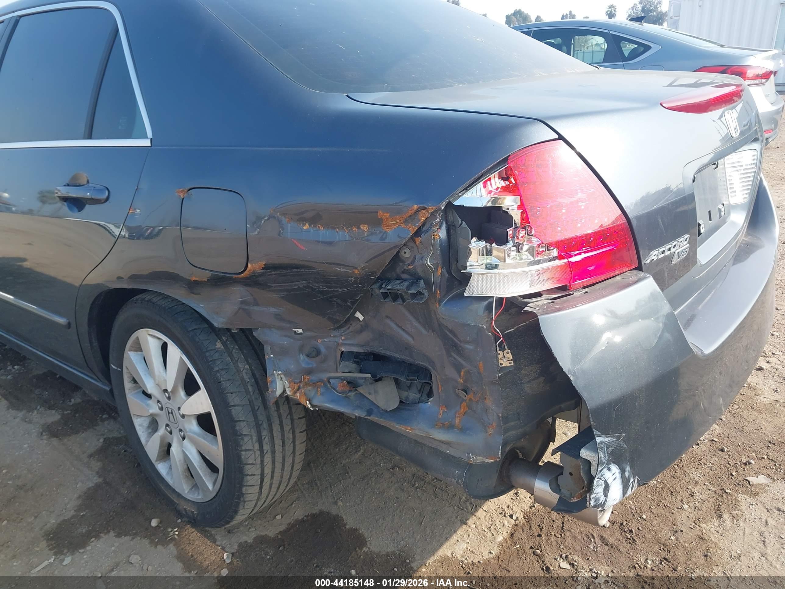 HONDA ACCORD image 6
