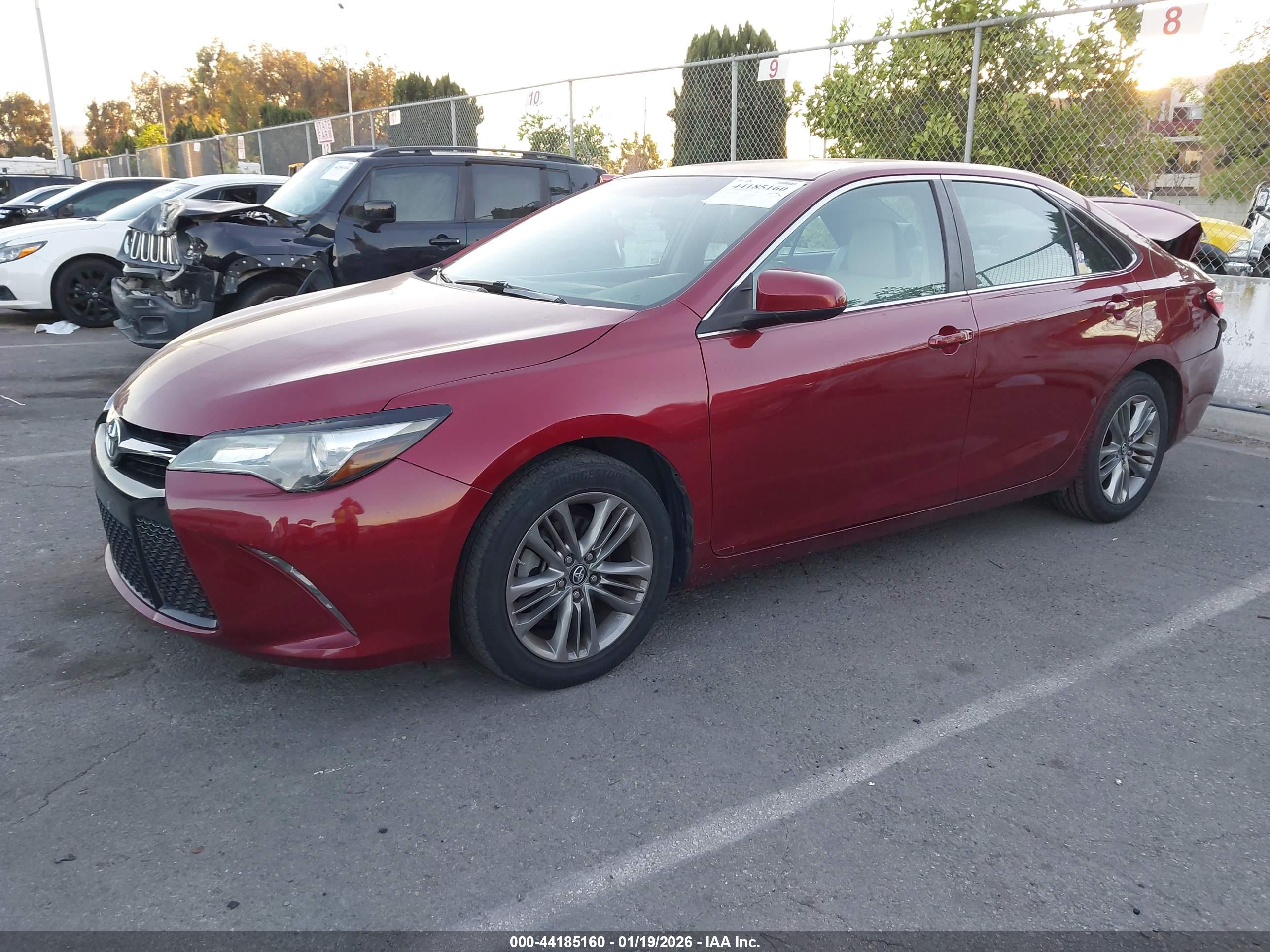TOYOTA CAMRY image 2