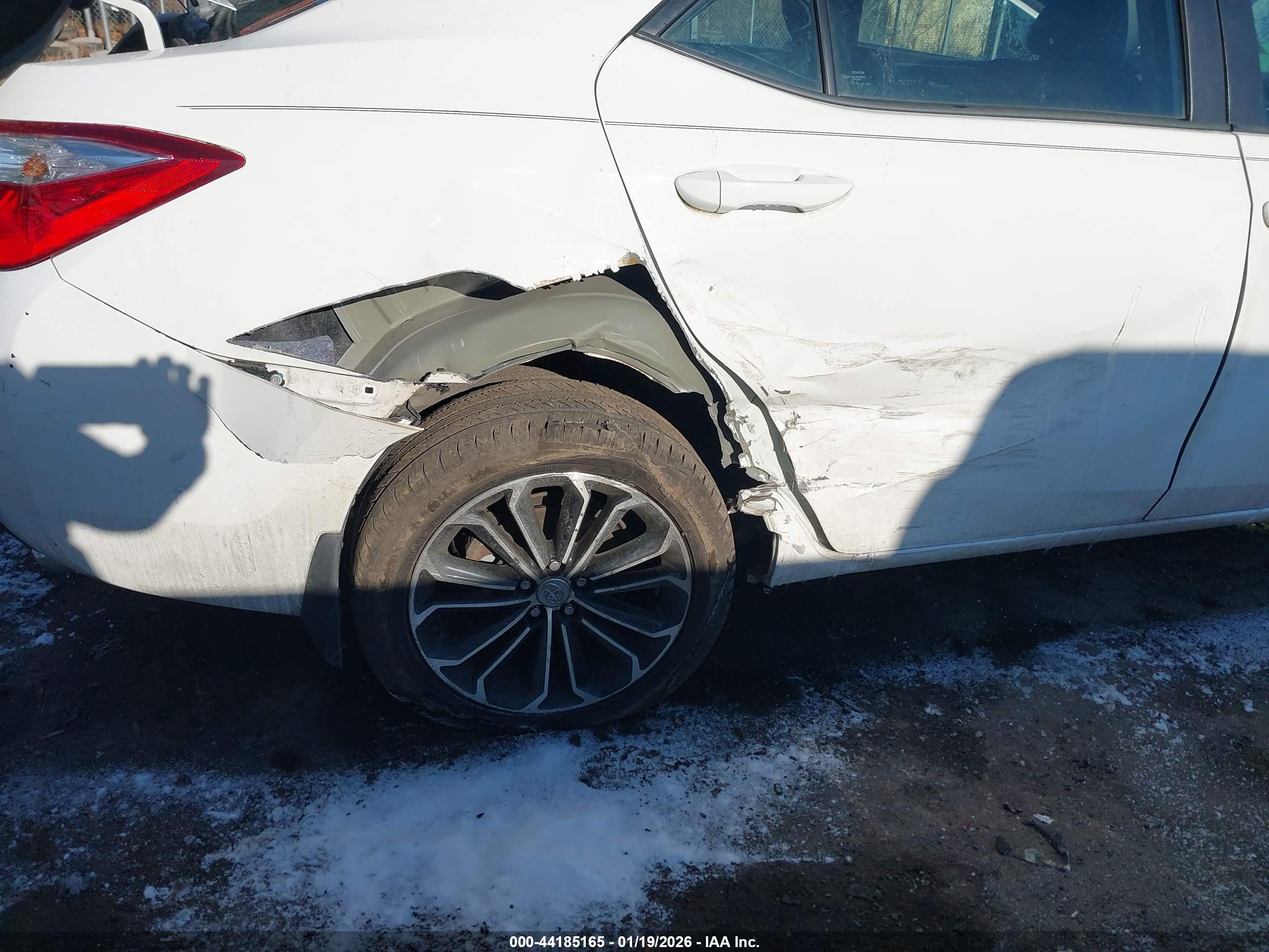 TOYOTA COROLLA image 6
