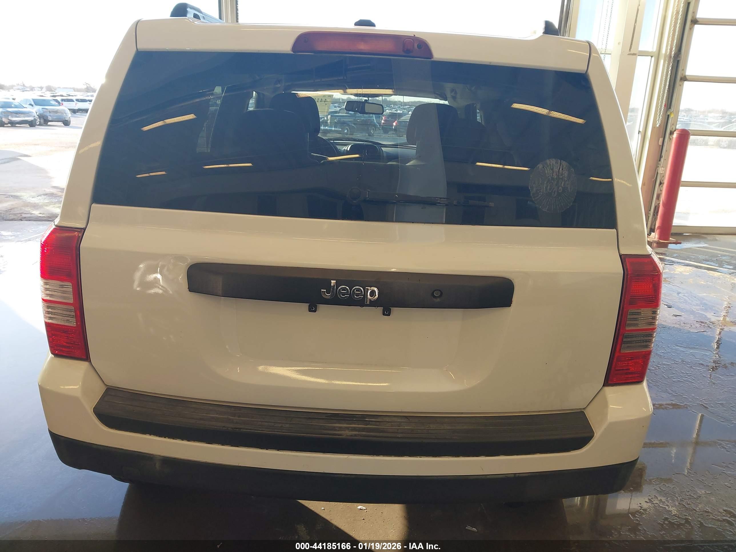 JEEP PATRIOT image 6