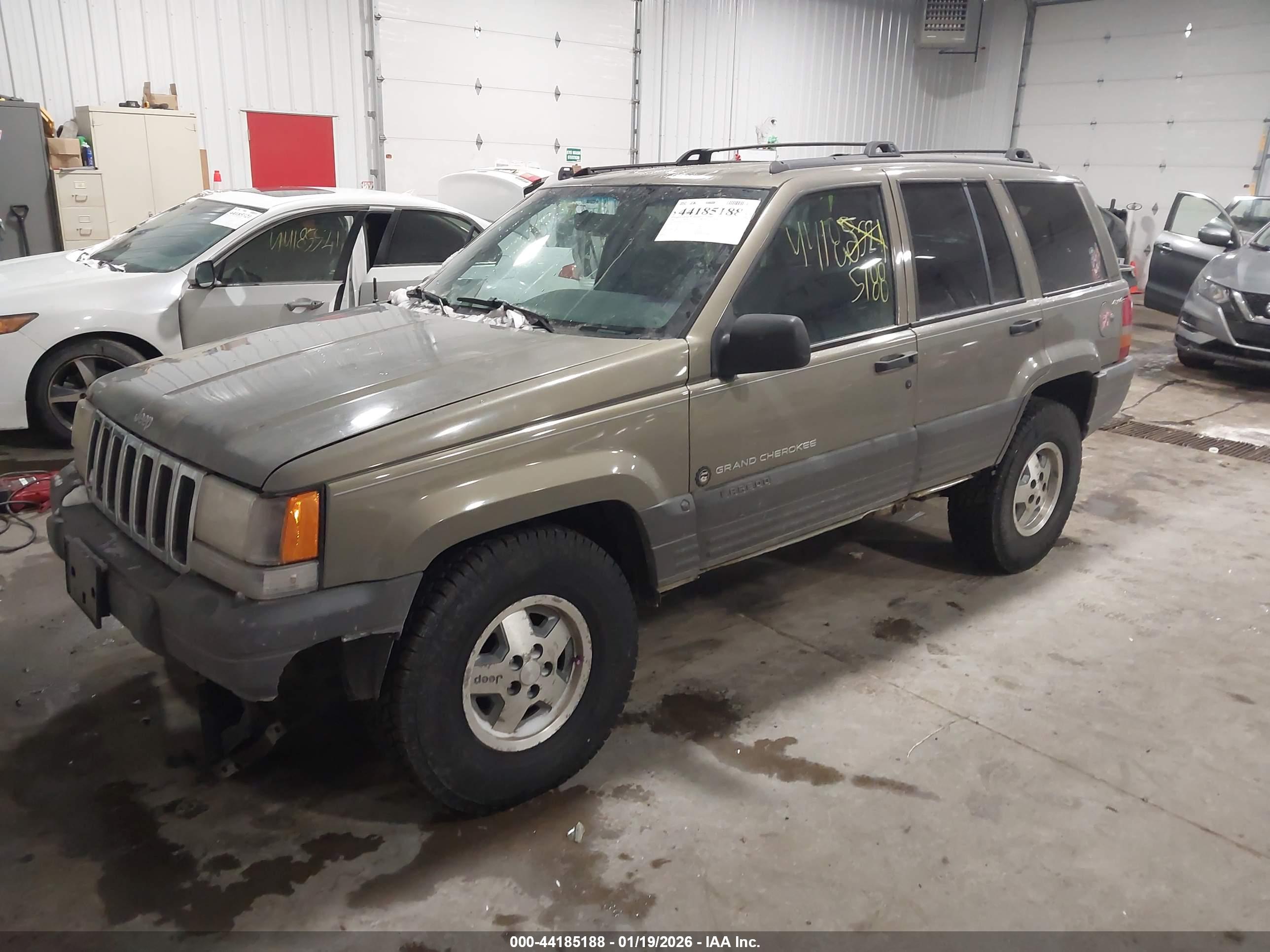 JEEP GRAND image 2