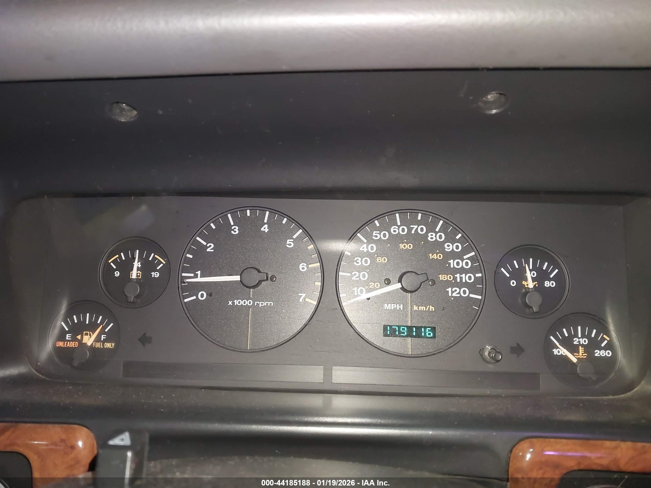 JEEP GRAND image 7