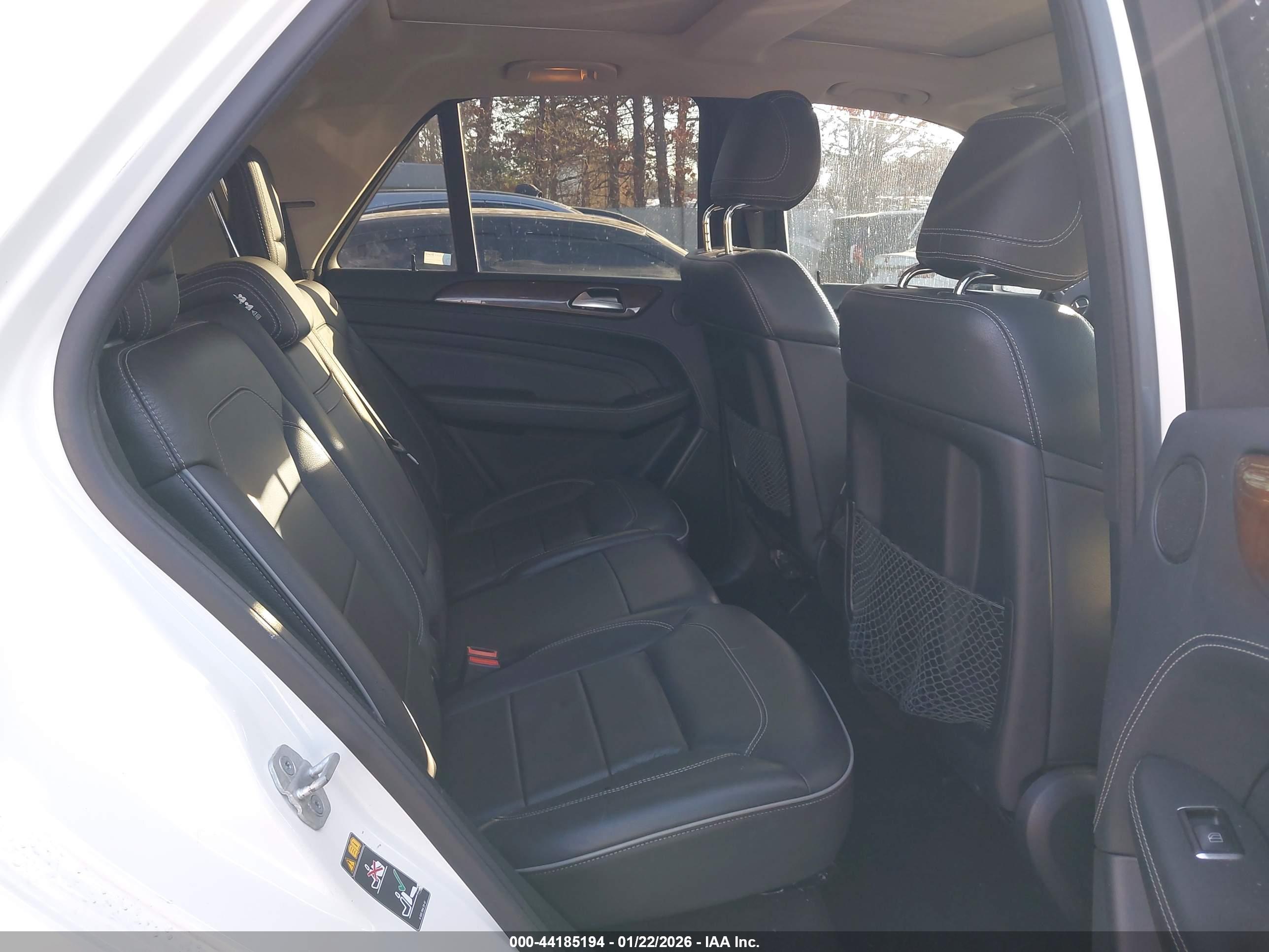 MERCEDES-BENZ ML image 8