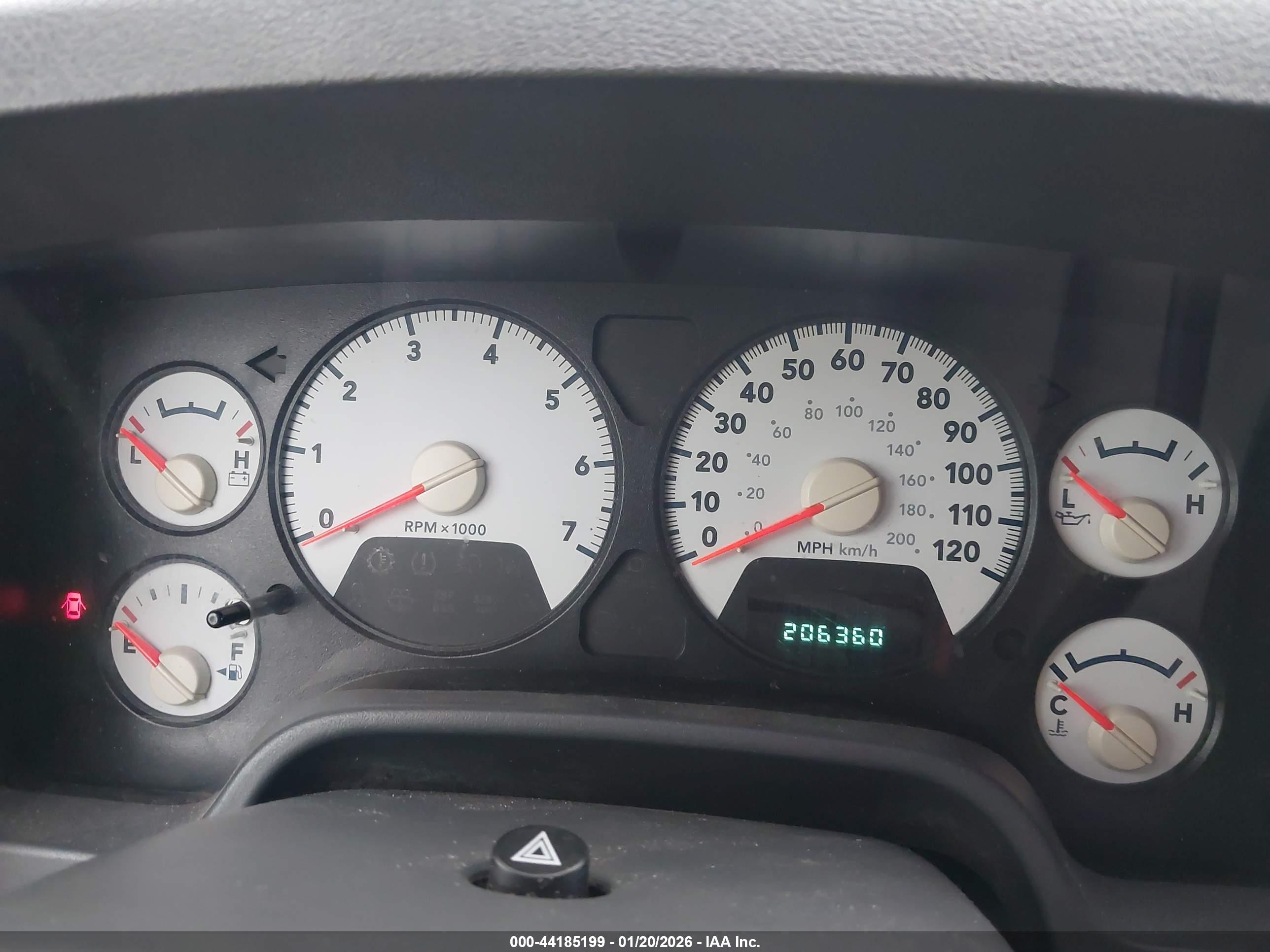 DODGE RAM image 7
