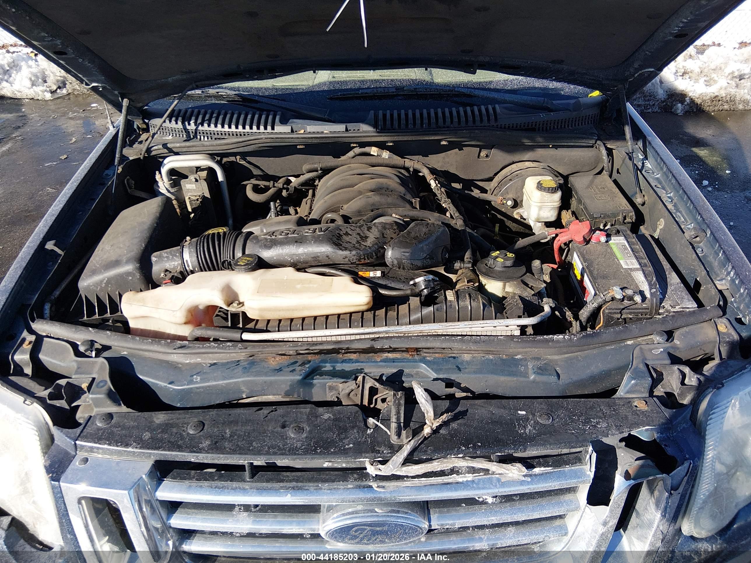 FORD EXPLORER image 10