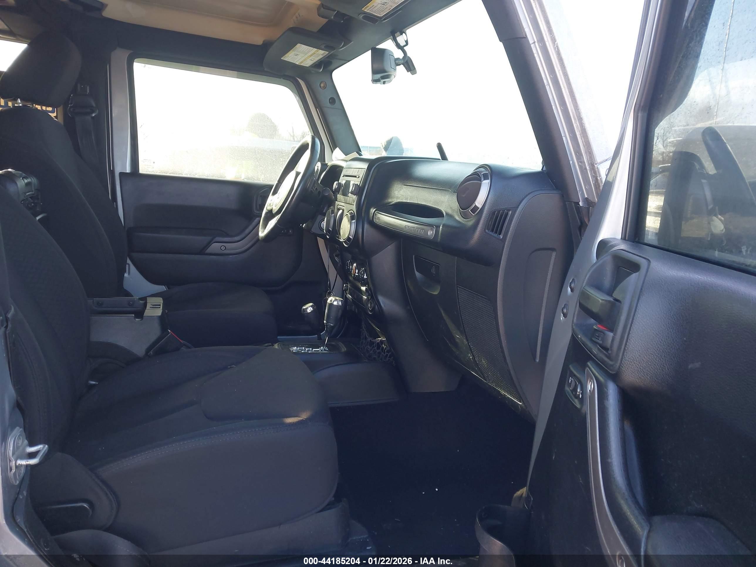 JEEP WRANGLER image 5