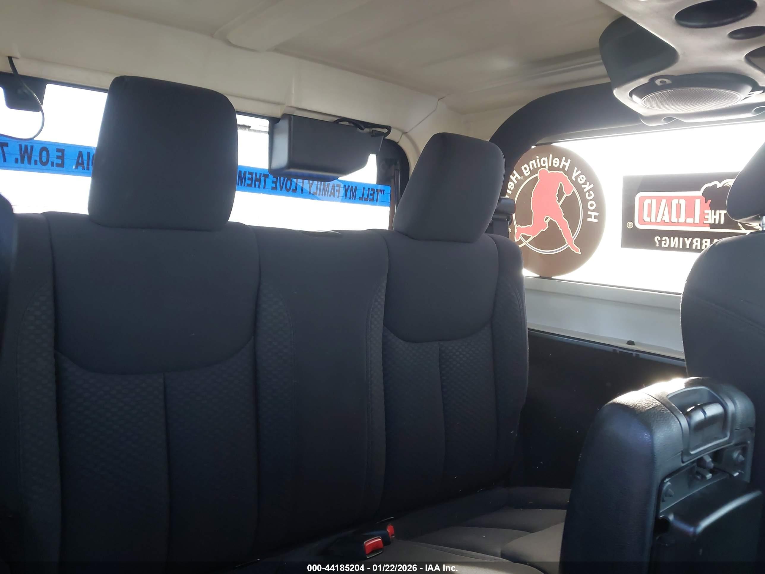 JEEP WRANGLER image 8