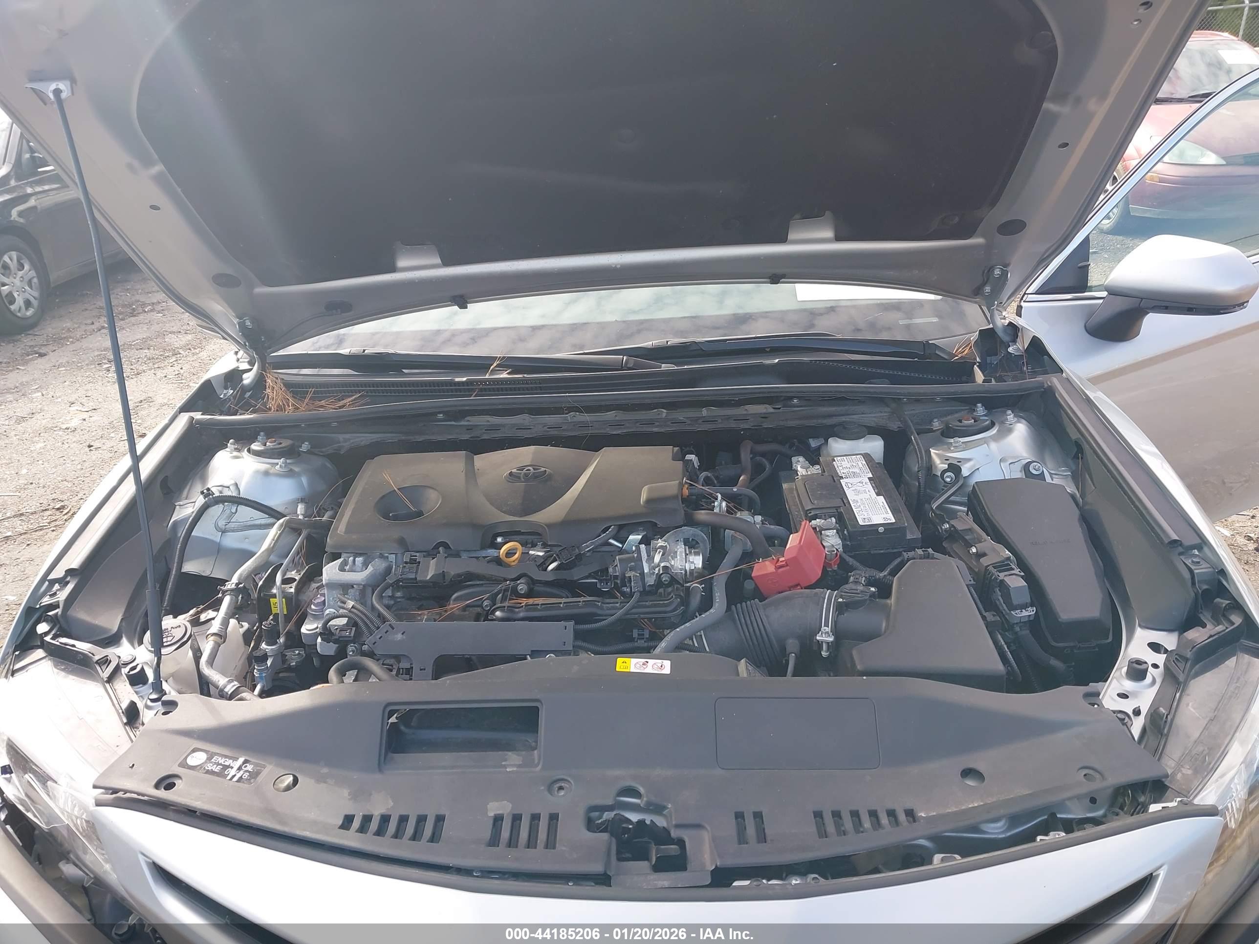 TOYOTA CAMRY image 10