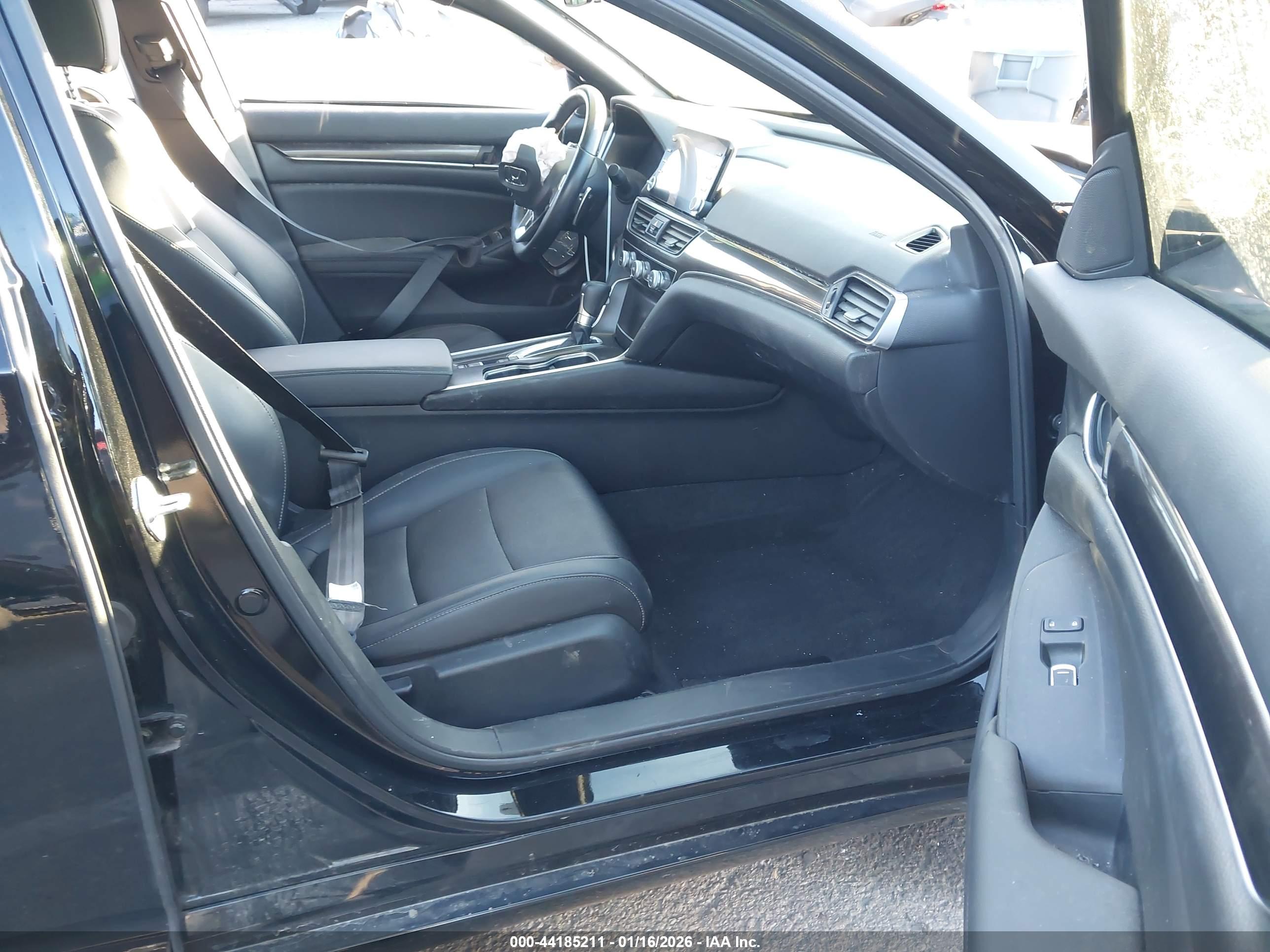 HONDA ACCORD image 5