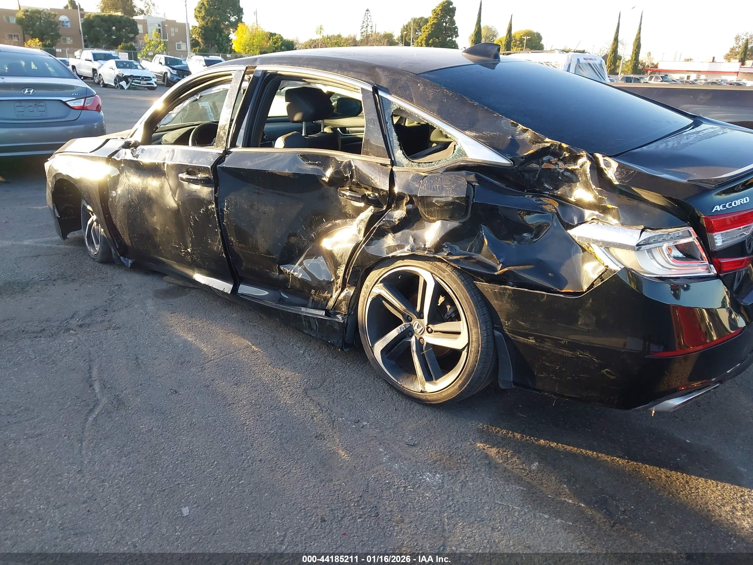 HONDA ACCORD image 6