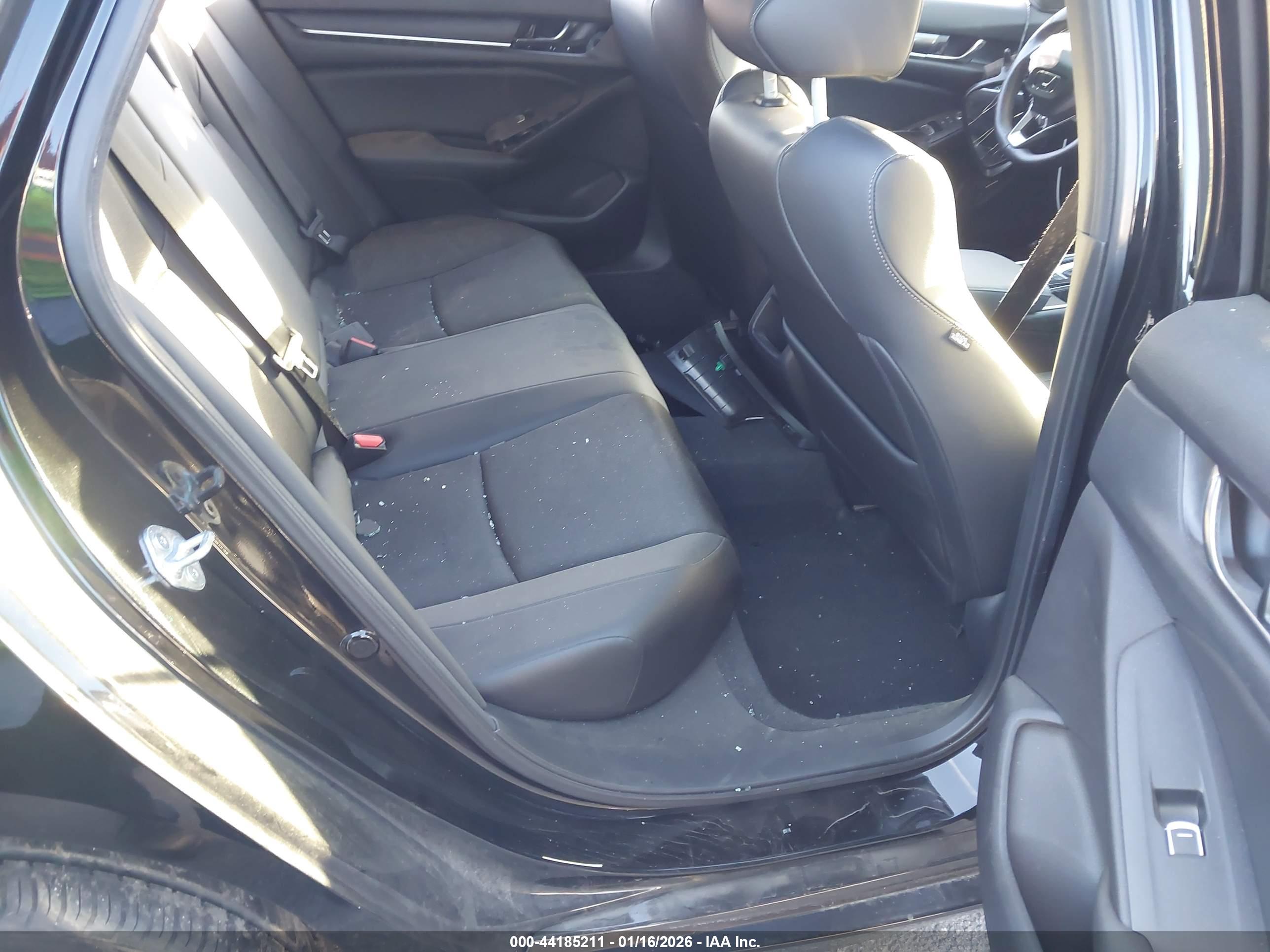 HONDA ACCORD image 8