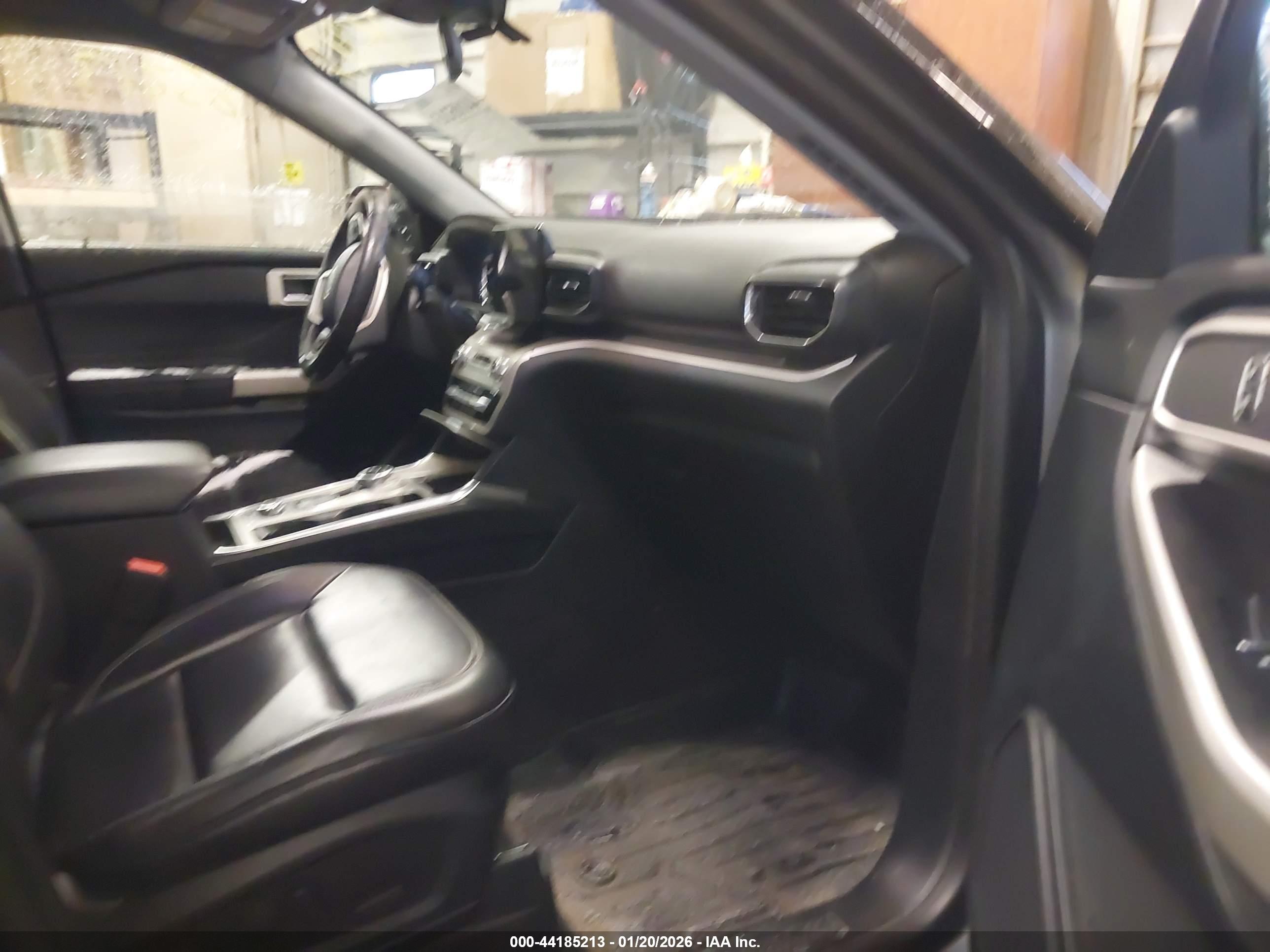 FORD EXPLORER image 5