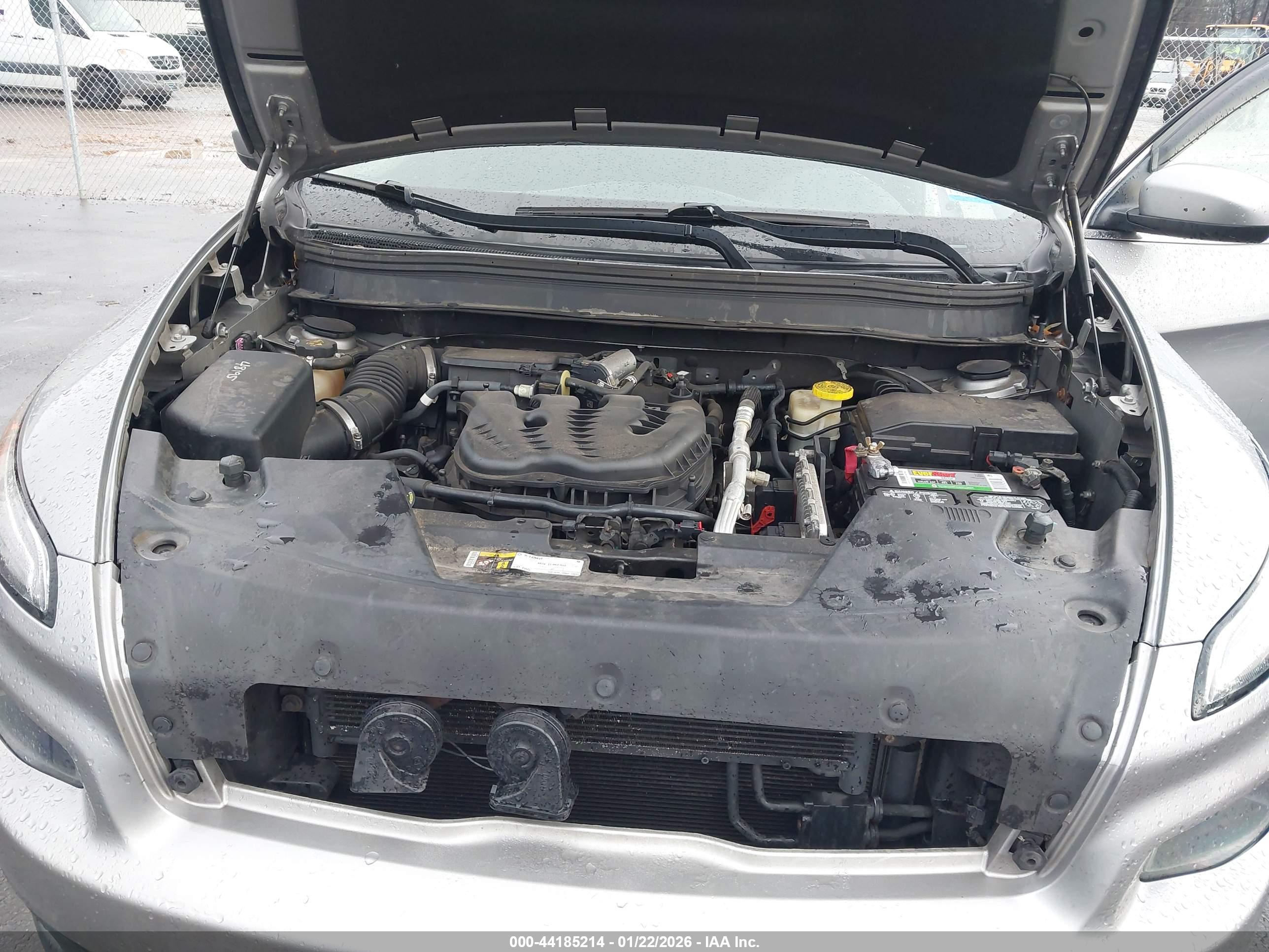 JEEP CHEROKEE image 10