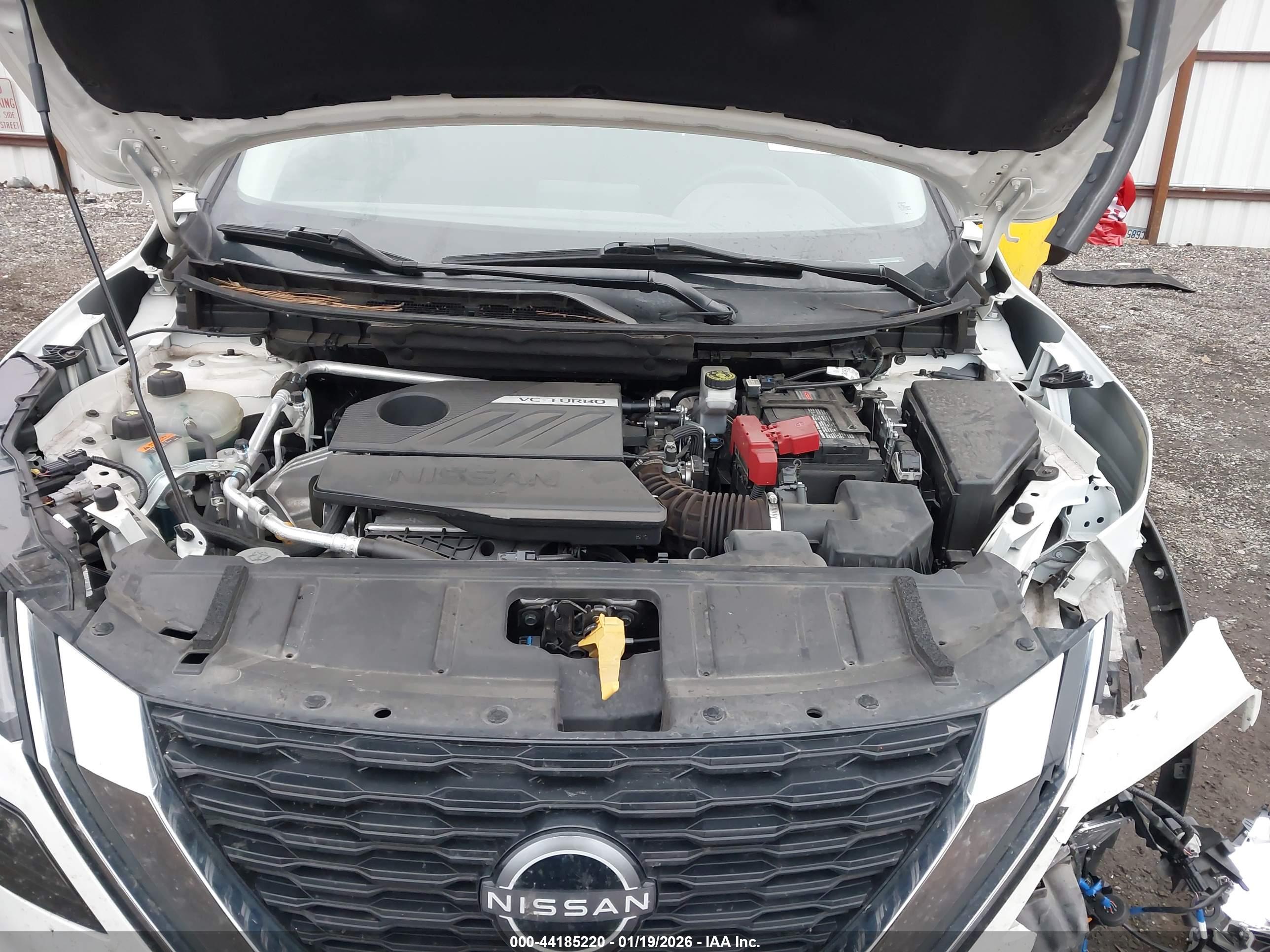 NISSAN ROGUE image 10