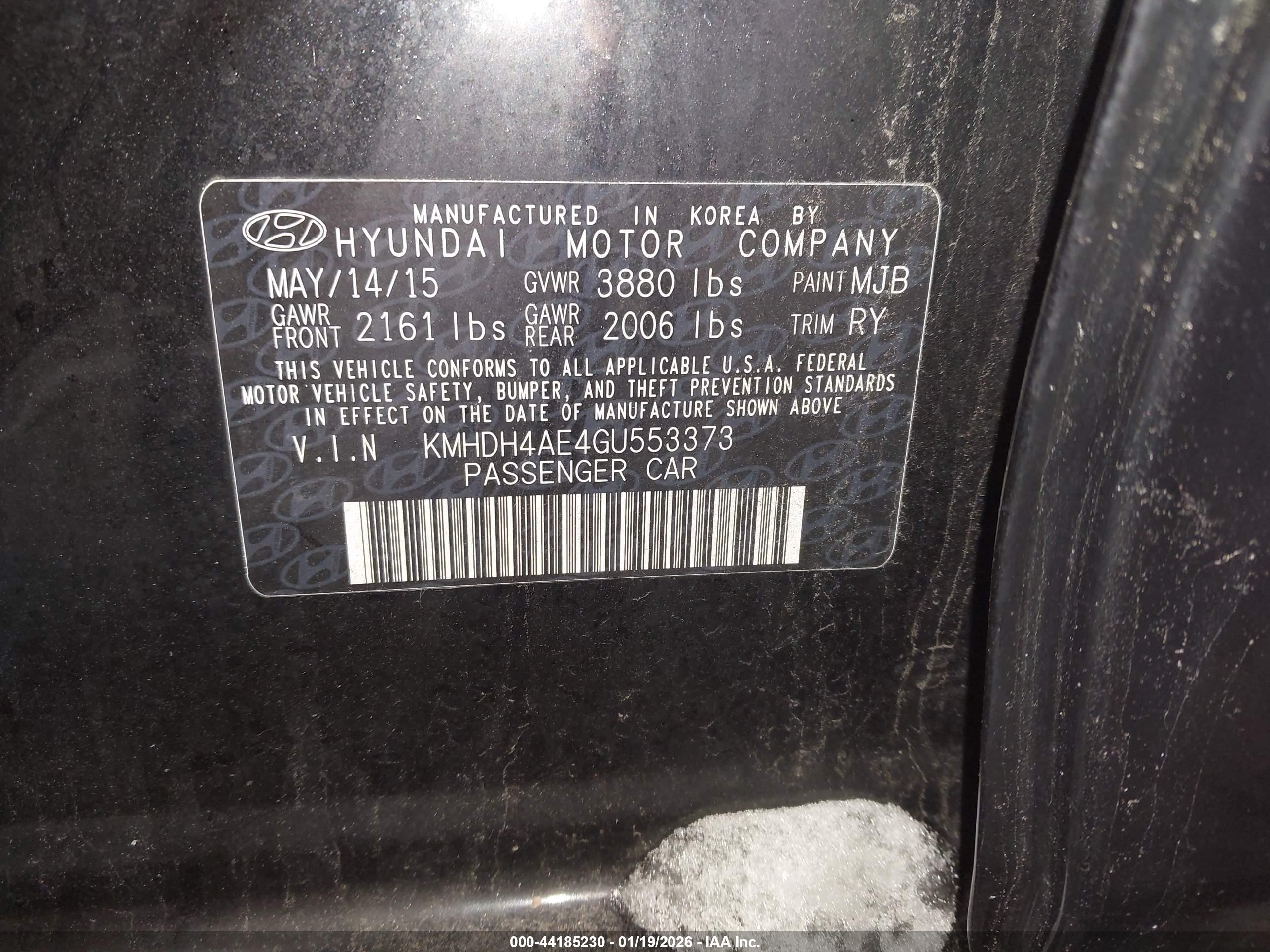 HYUNDAI ELANTRA image 9