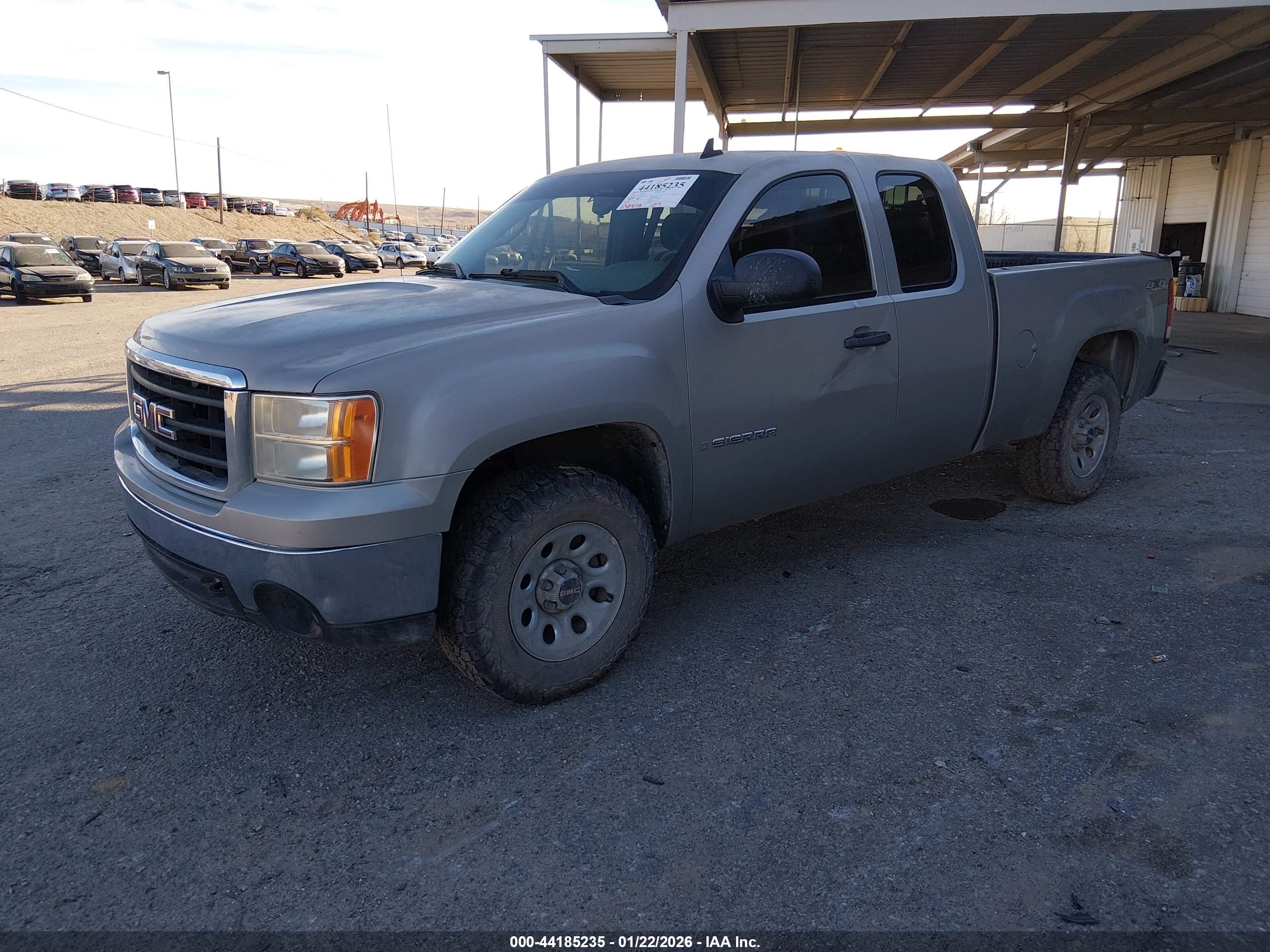 GMC SIERRA image 2