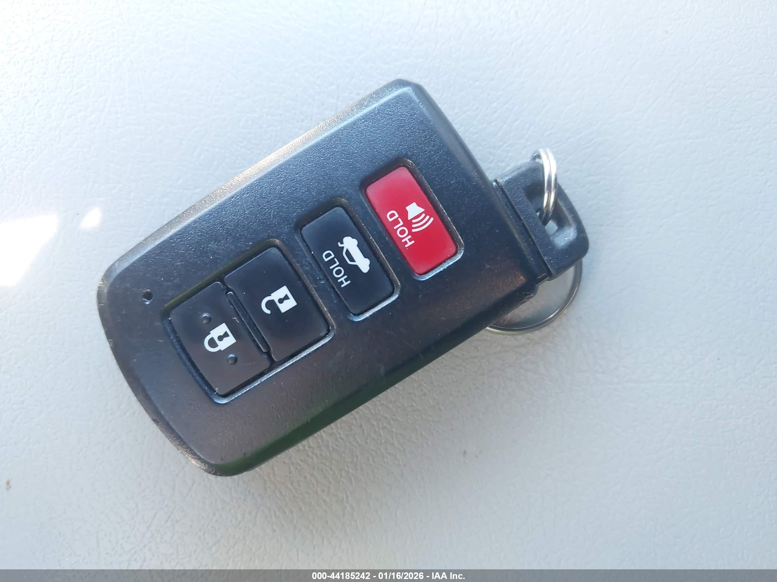 TOYOTA CAMRY image 11