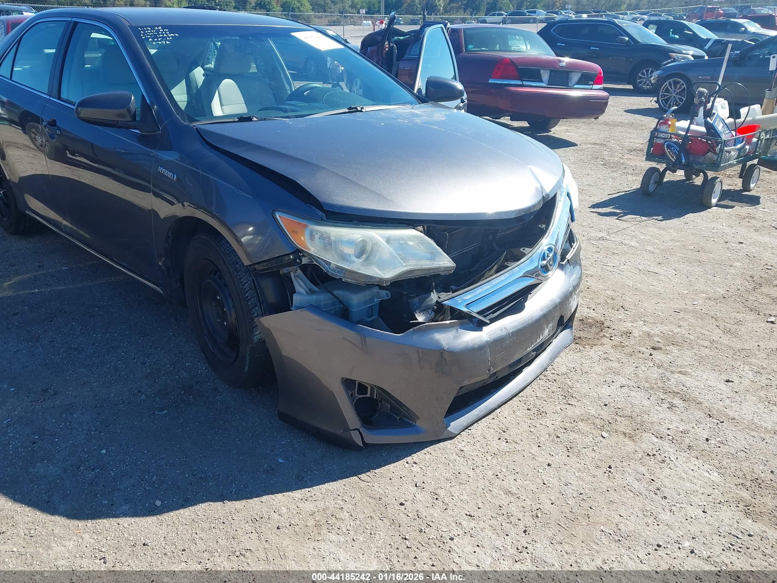 TOYOTA CAMRY image 6