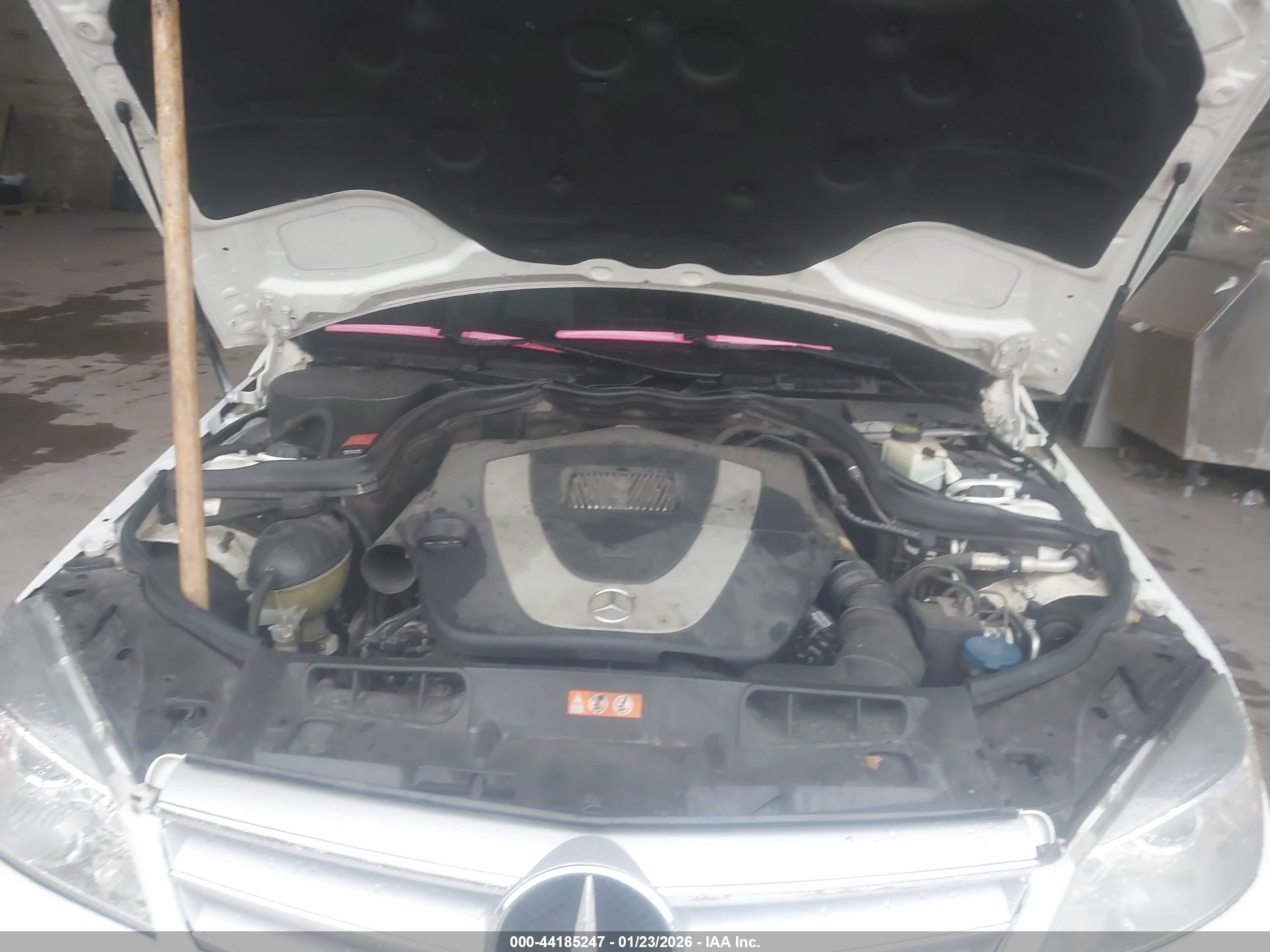 MERCEDES-BENZ C image 10