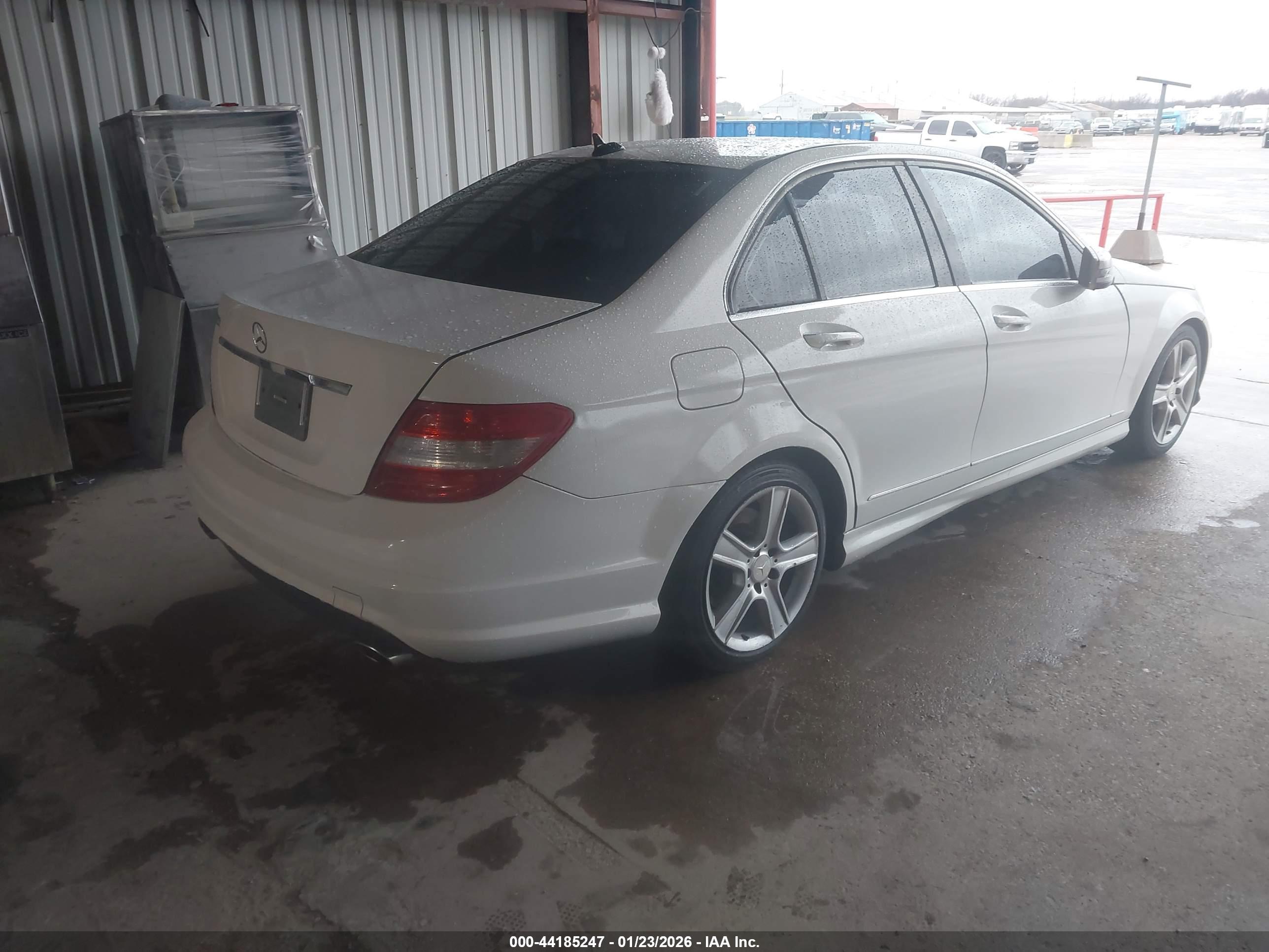 MERCEDES-BENZ C image 4