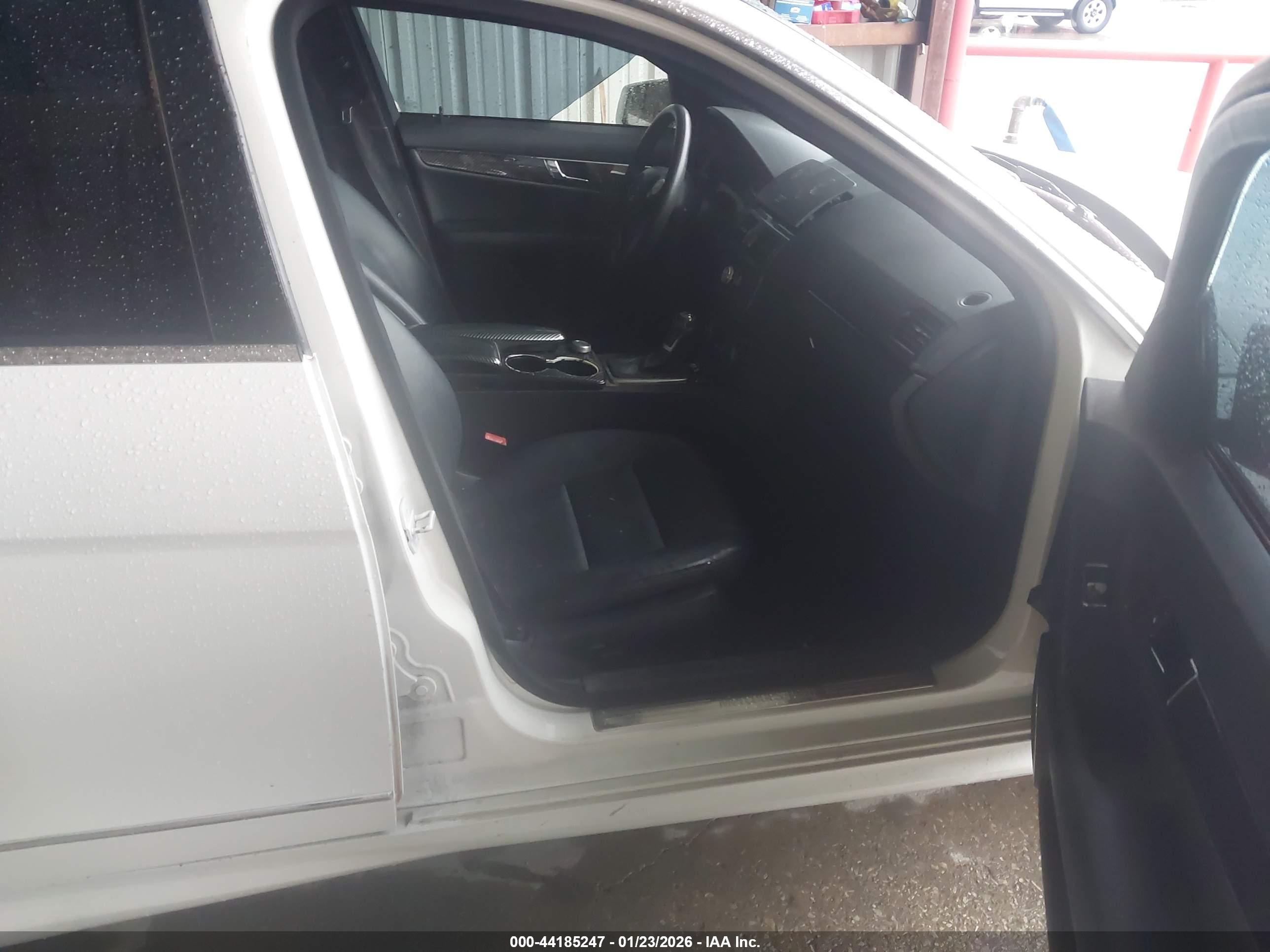 MERCEDES-BENZ C image 5