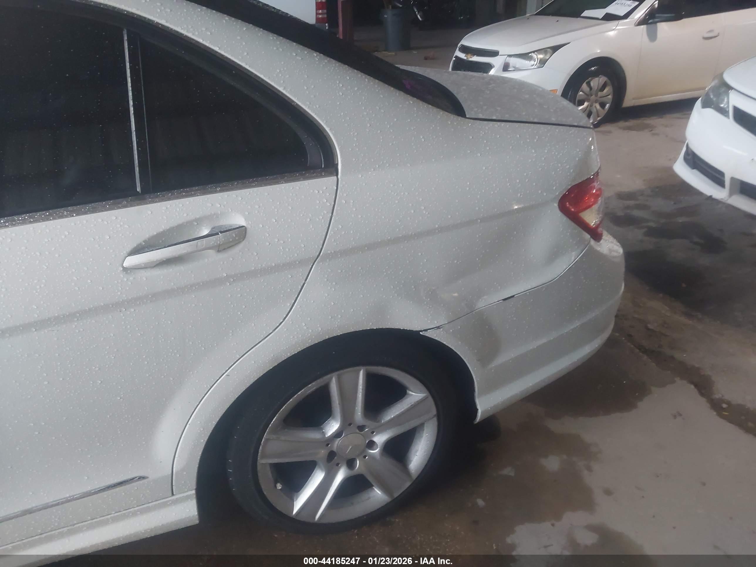 MERCEDES-BENZ C image 6