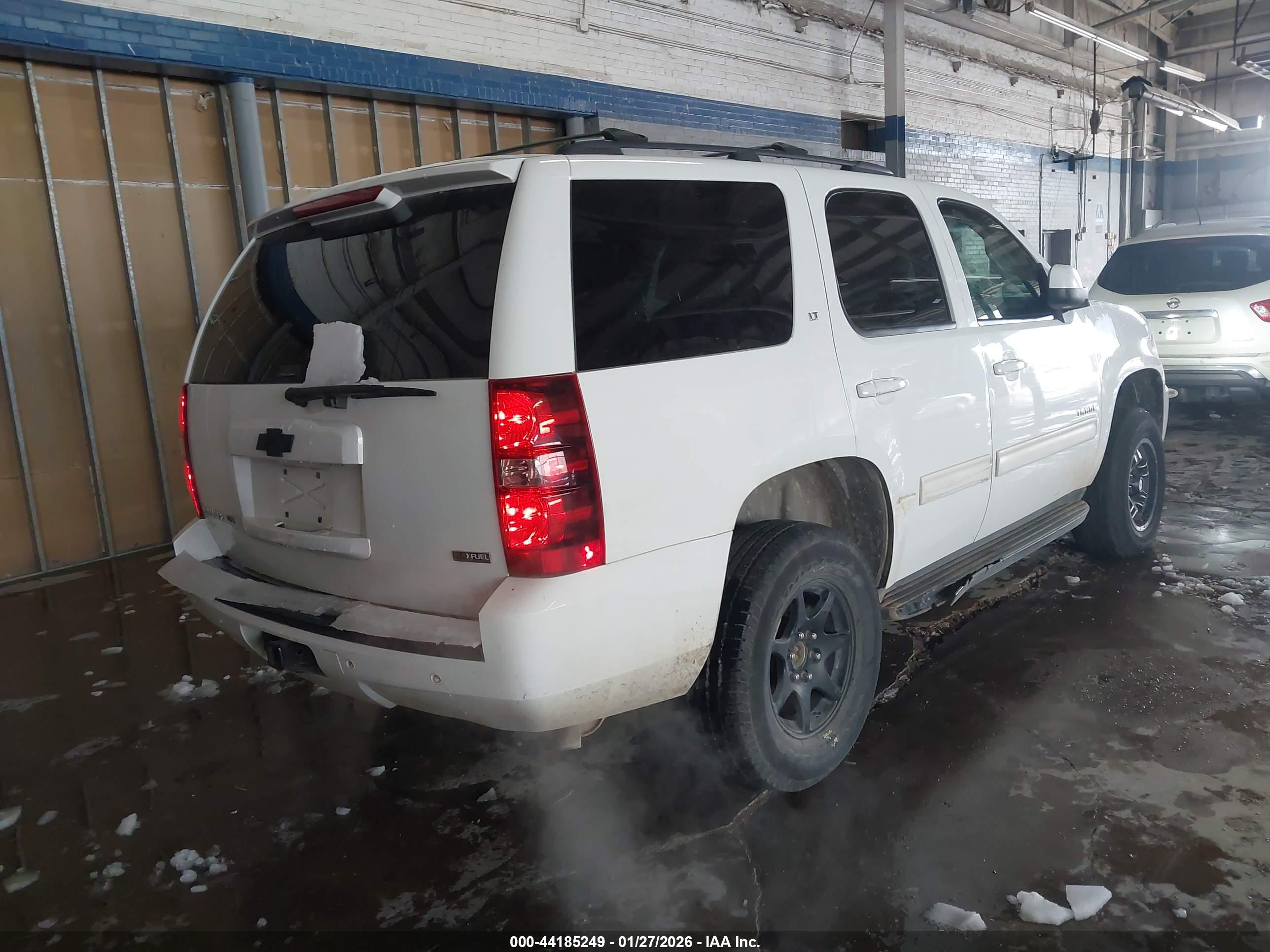 CHEVROLET TAHOE image 4