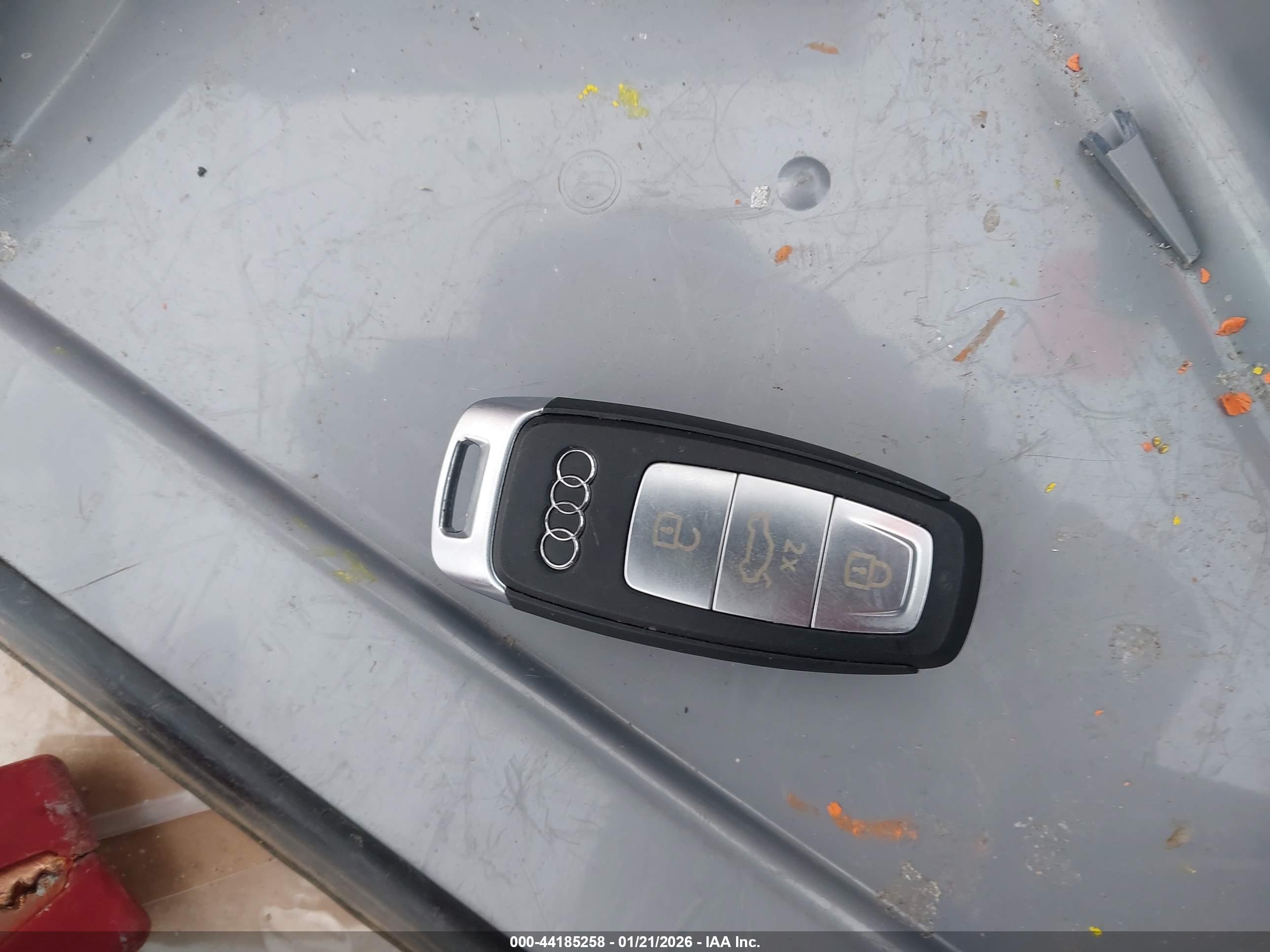 AUDI Q4 image 11