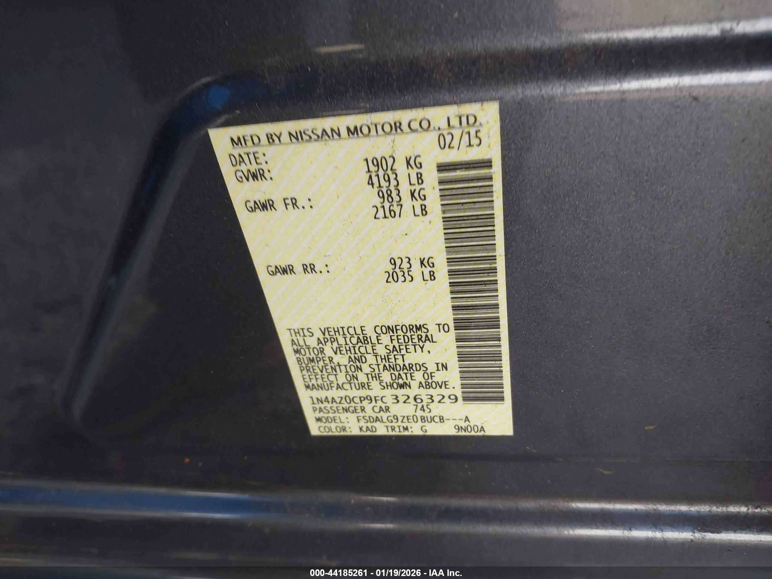 NISSAN LEAF image 9