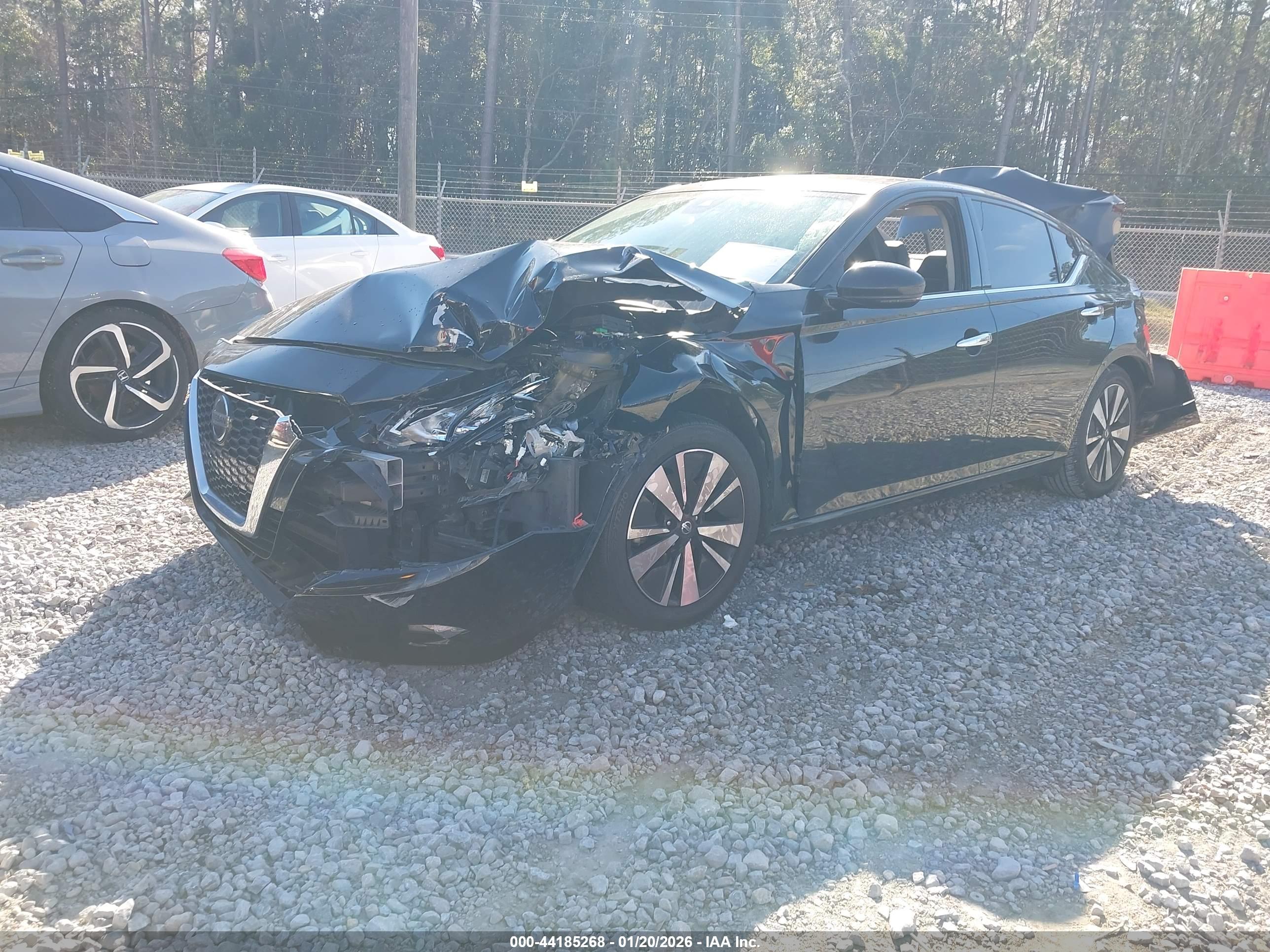 NISSAN ALTIMA image 2