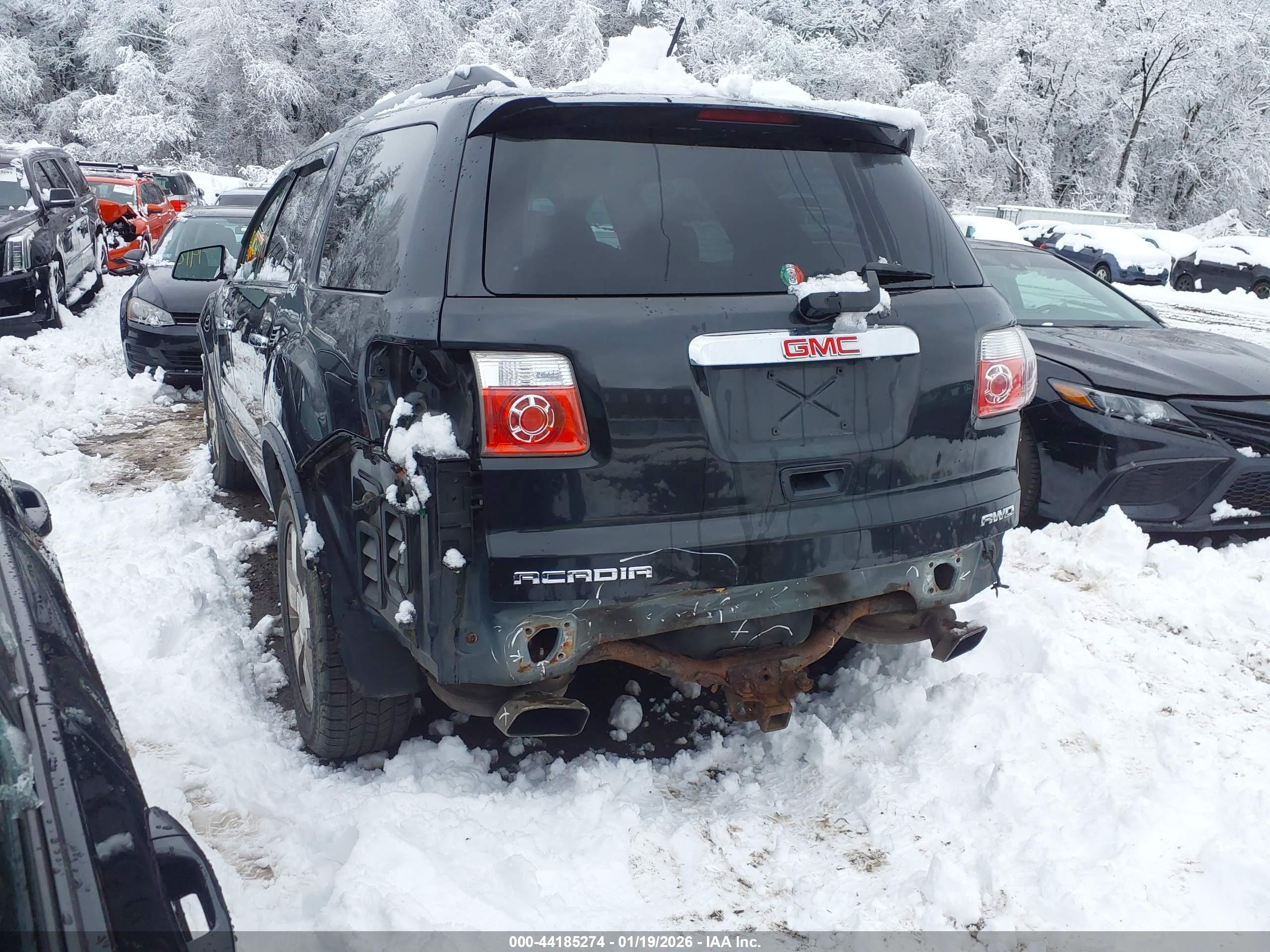 GMC ACADIA image 3