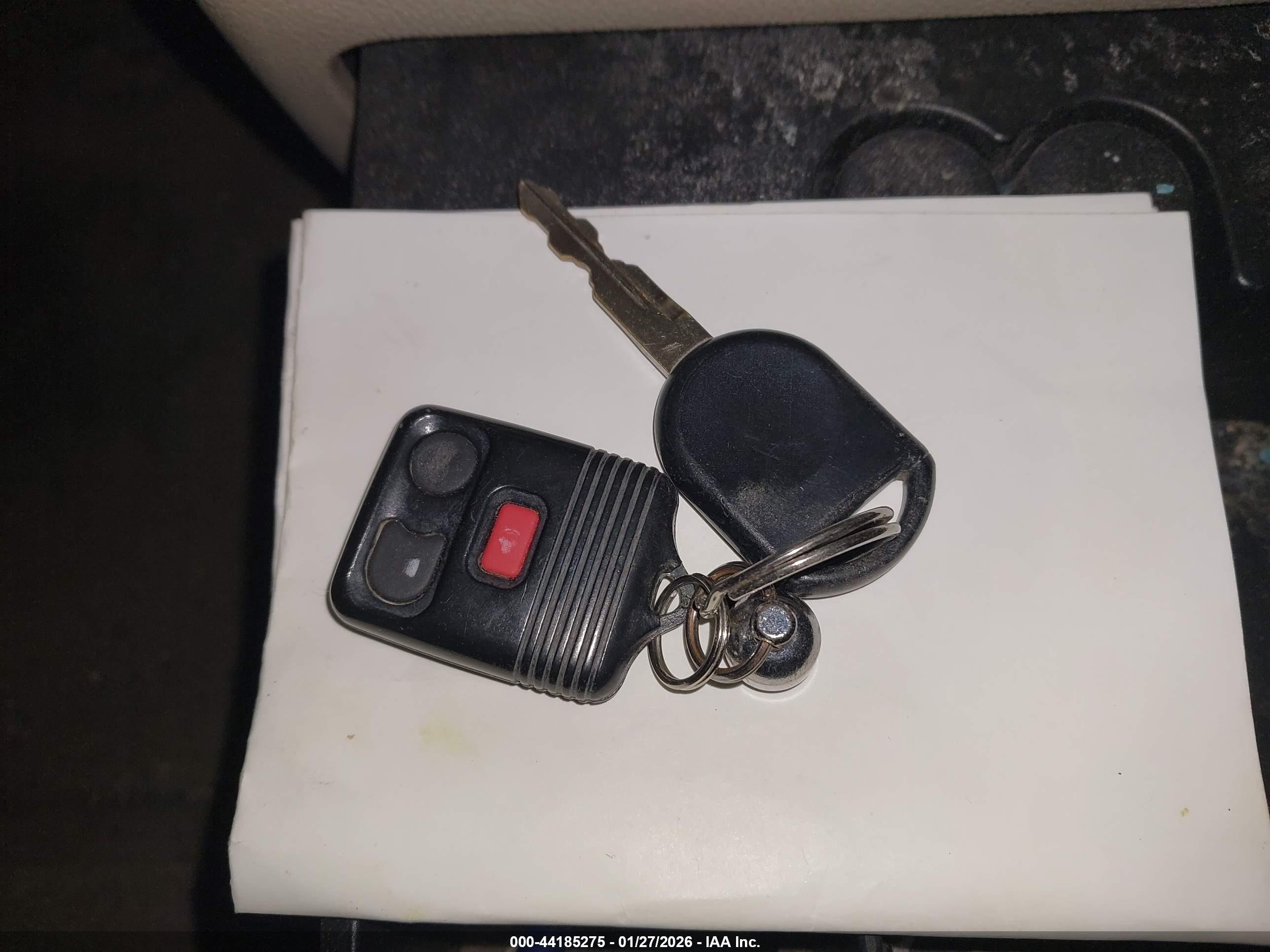 FORD FREESTAR image 11